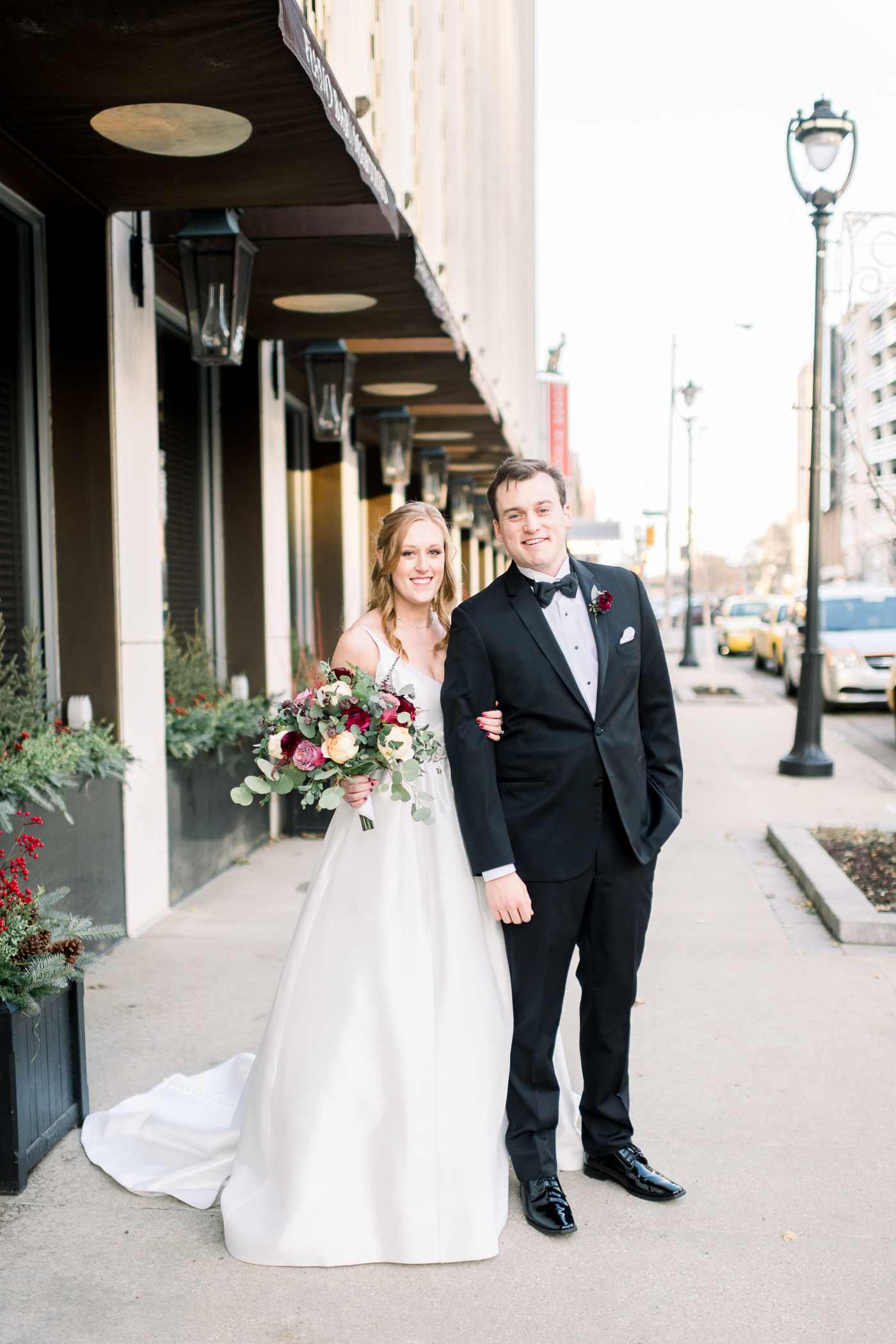 Pfister Hotel Wedding Photographers - Larissa Marie Photography