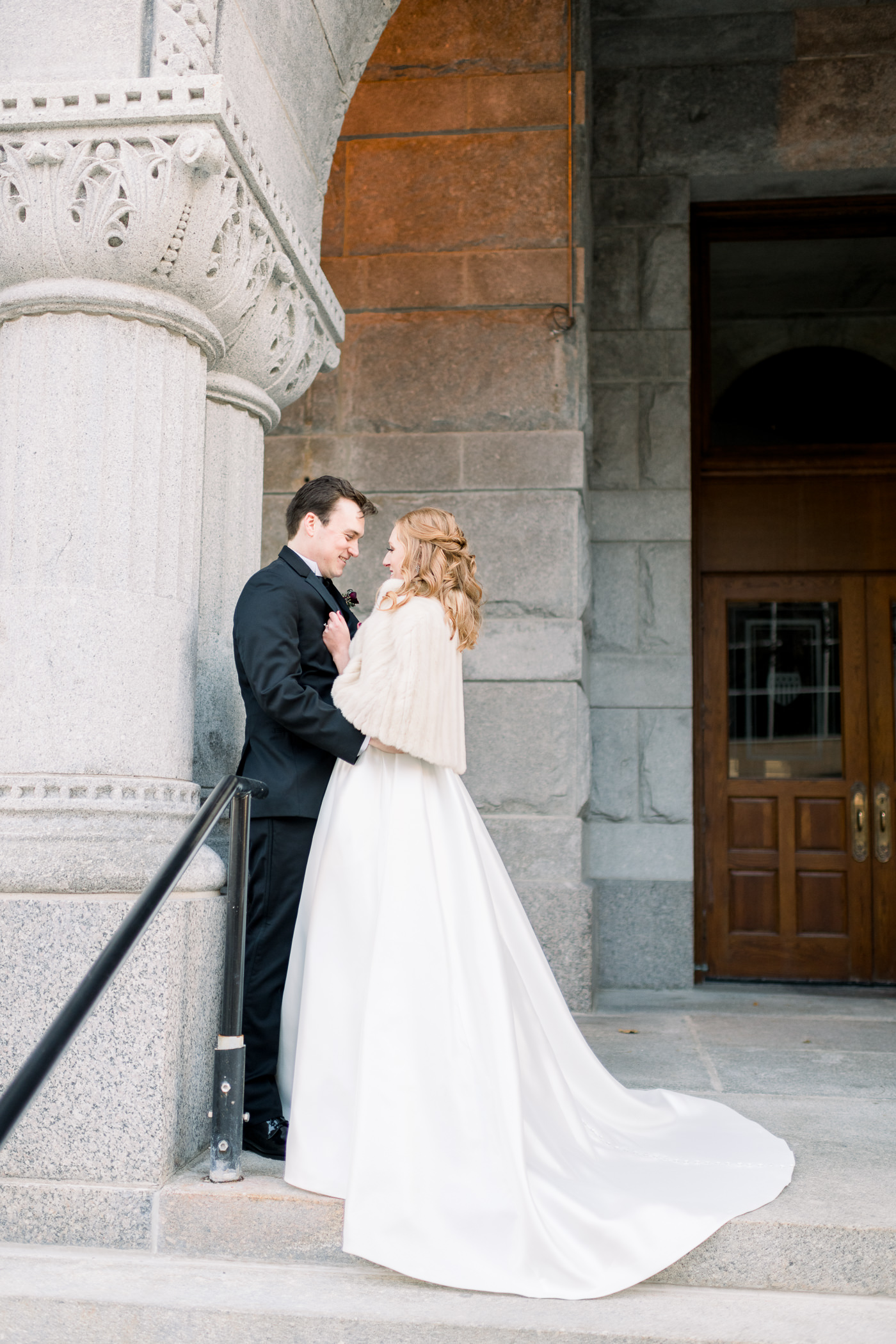 Pfister Hotel Wedding Photographers - Larissa Marie Photography