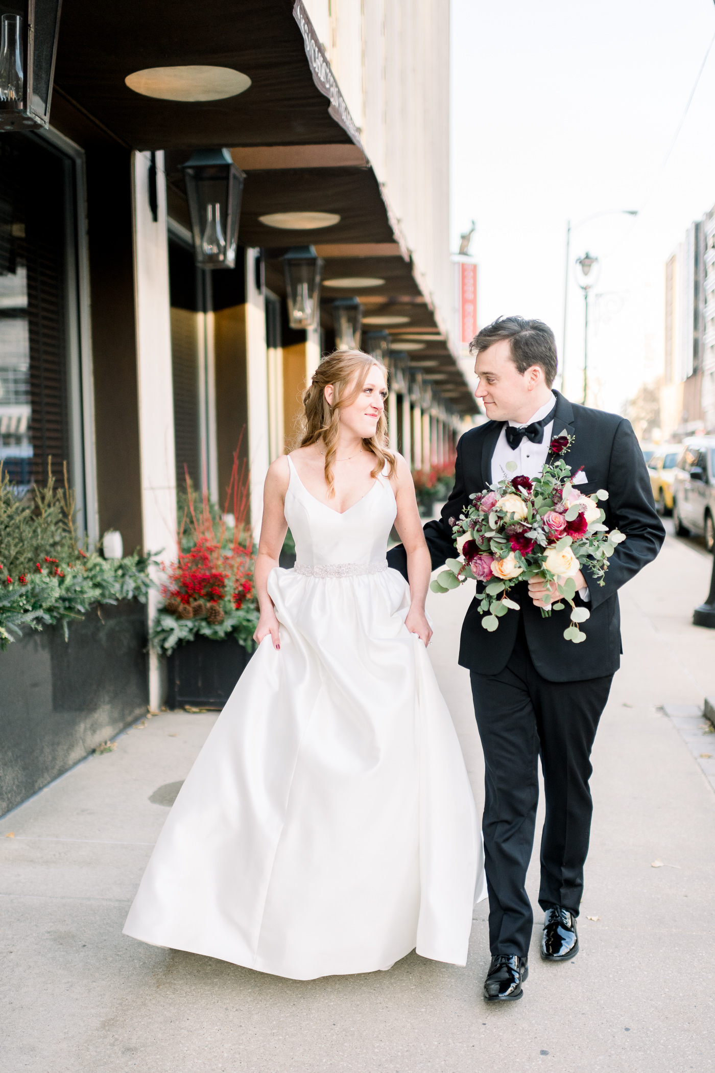 Pfister Hotel Wedding Photographers - Larissa Marie Photography