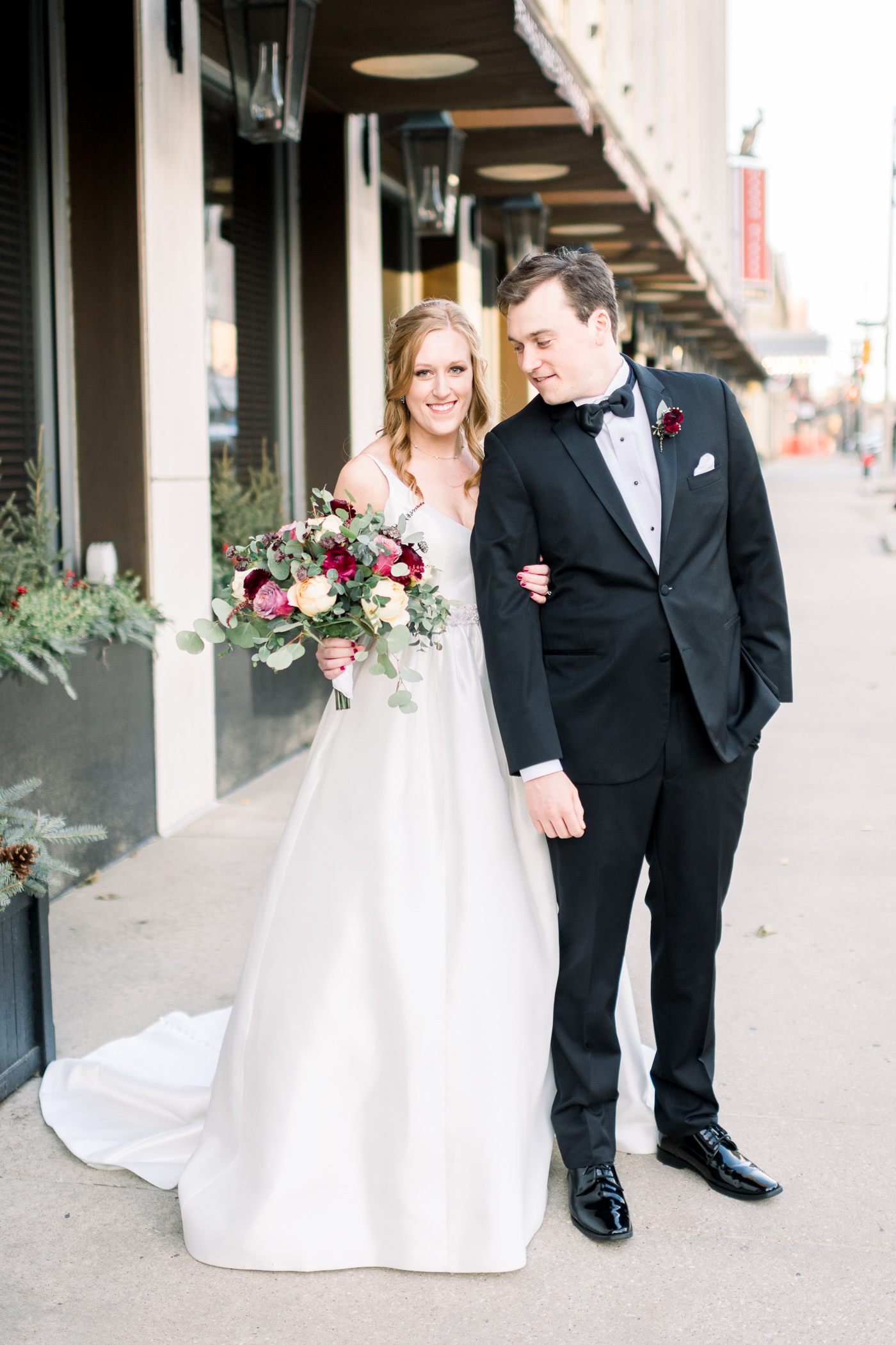 Pfister Hotel Wedding Photographers - Larissa Marie Photography