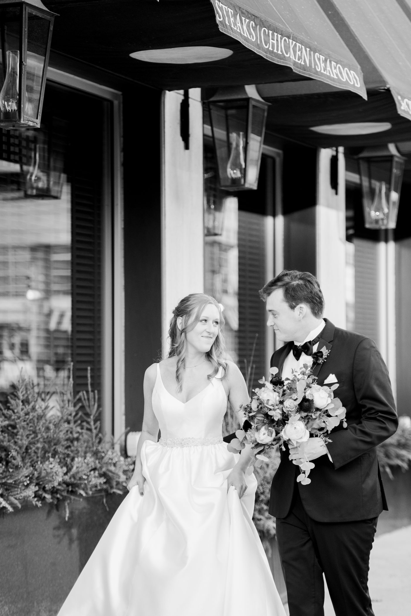 Pfister Hotel Wedding Photographers - Larissa Marie Photography