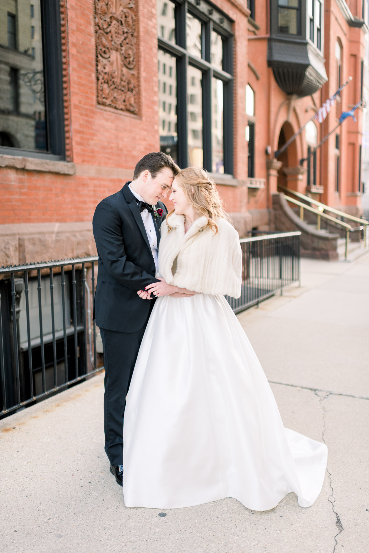 Pfister Hotel Wedding Photographers - Larissa Marie Photography