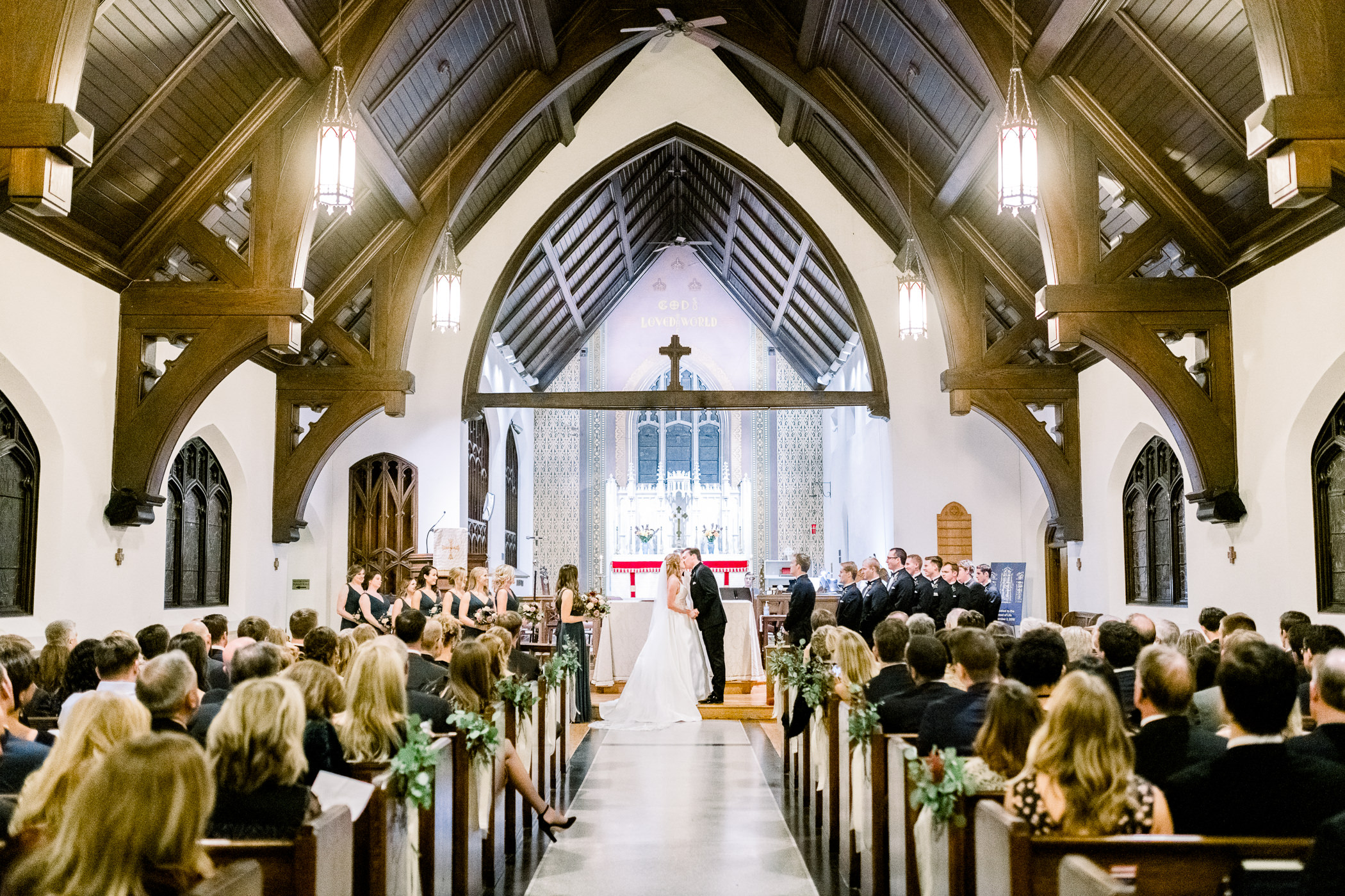 Pfister Hotel Wedding Photographers - Larissa Marie Photography