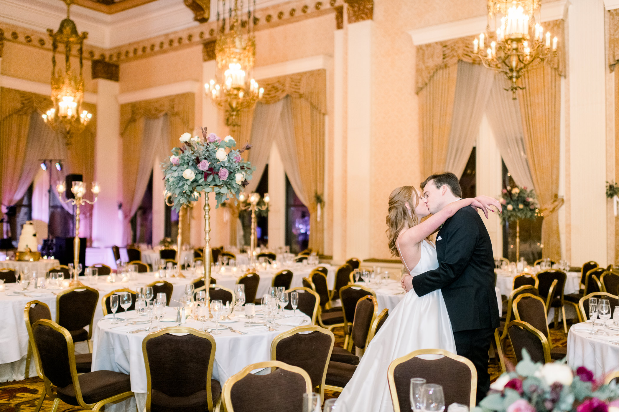 Pfister Hotel Wedding Photographers - Larissa Marie Photography