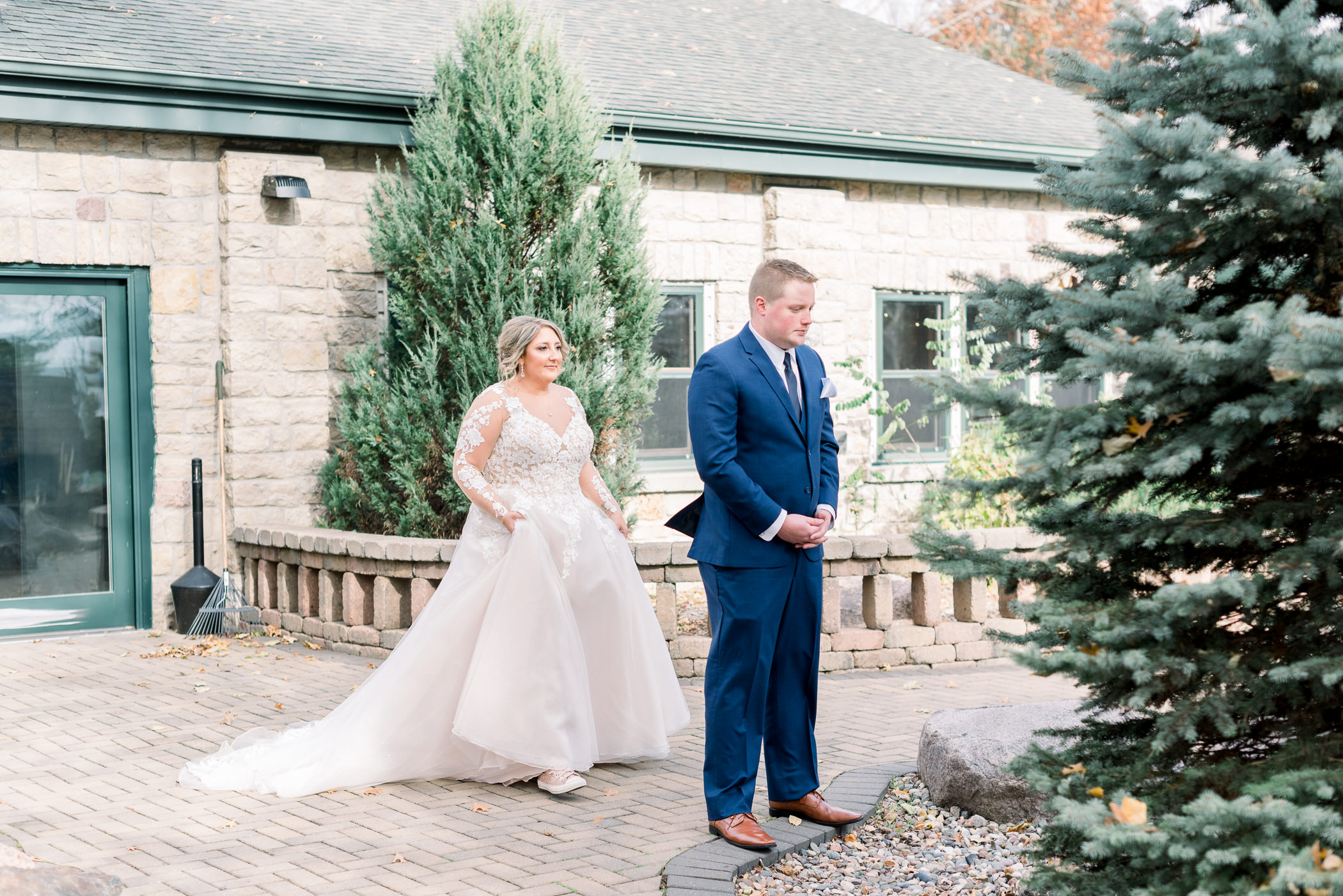 Shawano Lake County Park Wedding Photographers