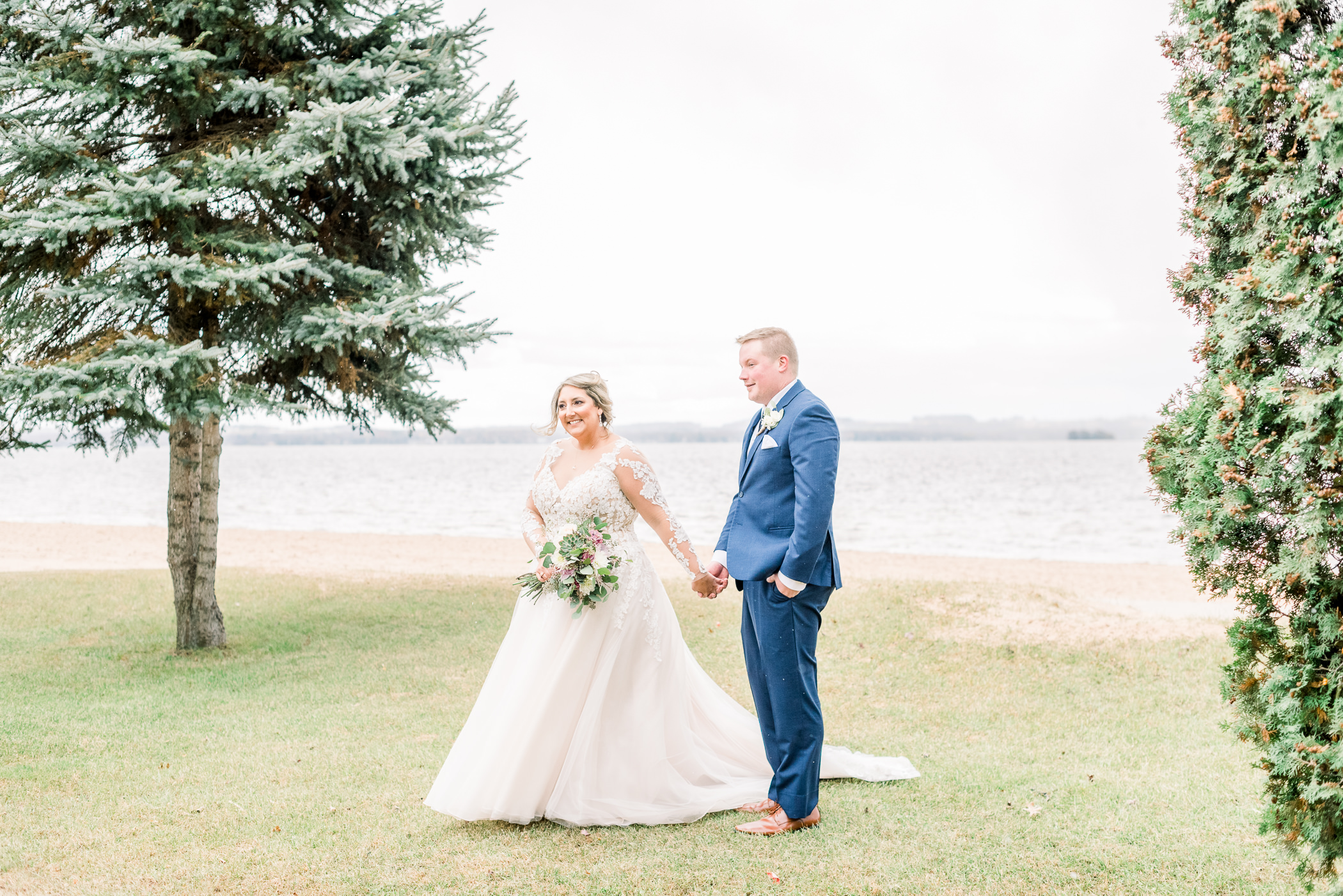 Shawano Lake County Park Wedding Photographers