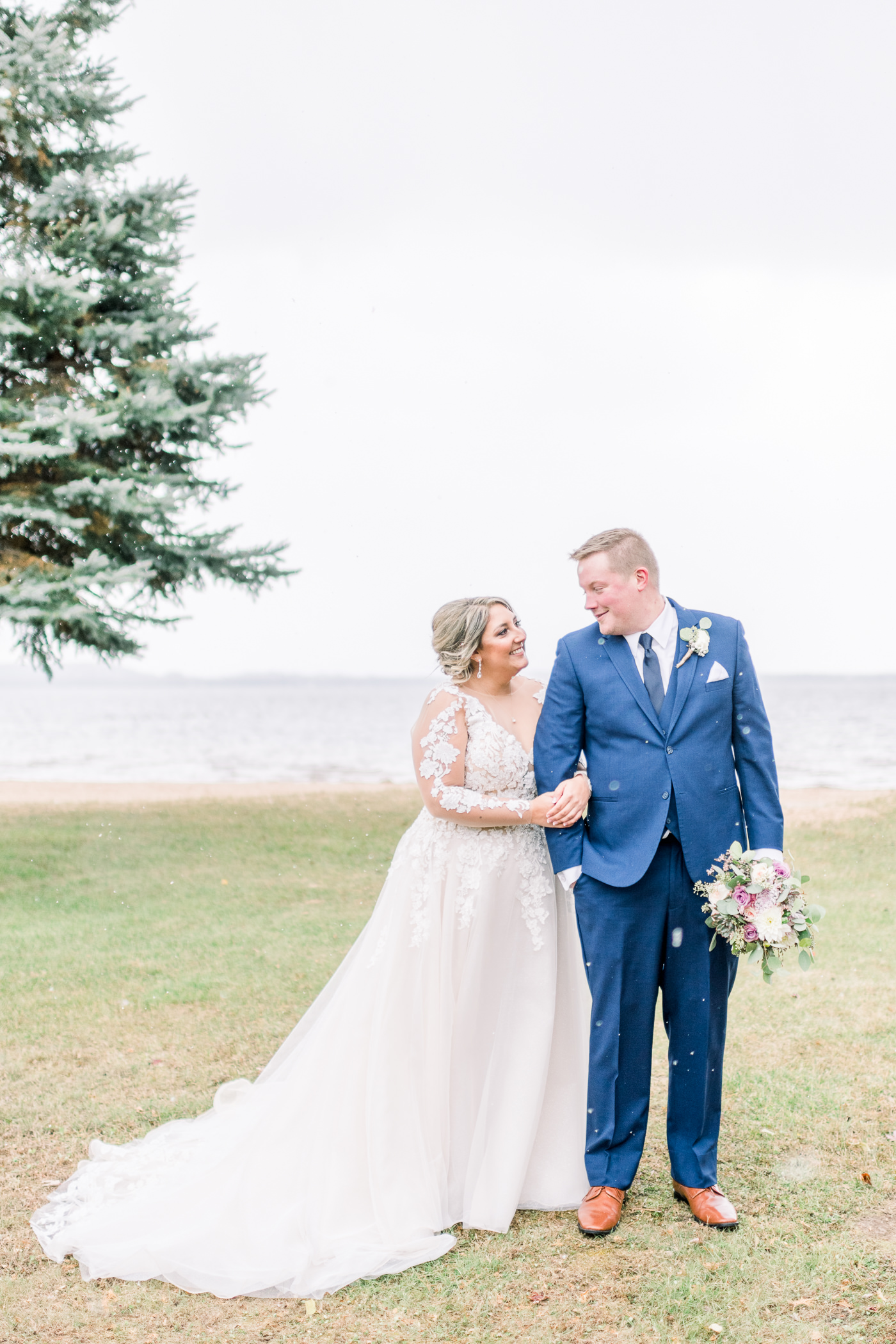 Shawano Lake County Park Wedding Photographers