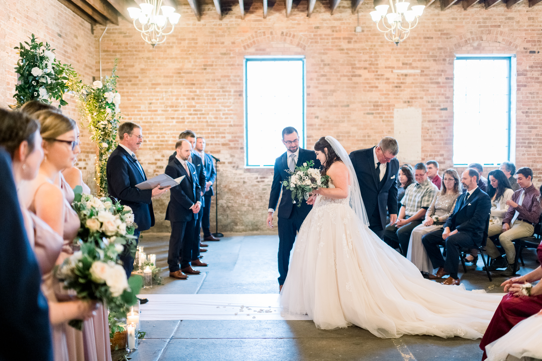 Baraboo Arts Center Wedding Photographers