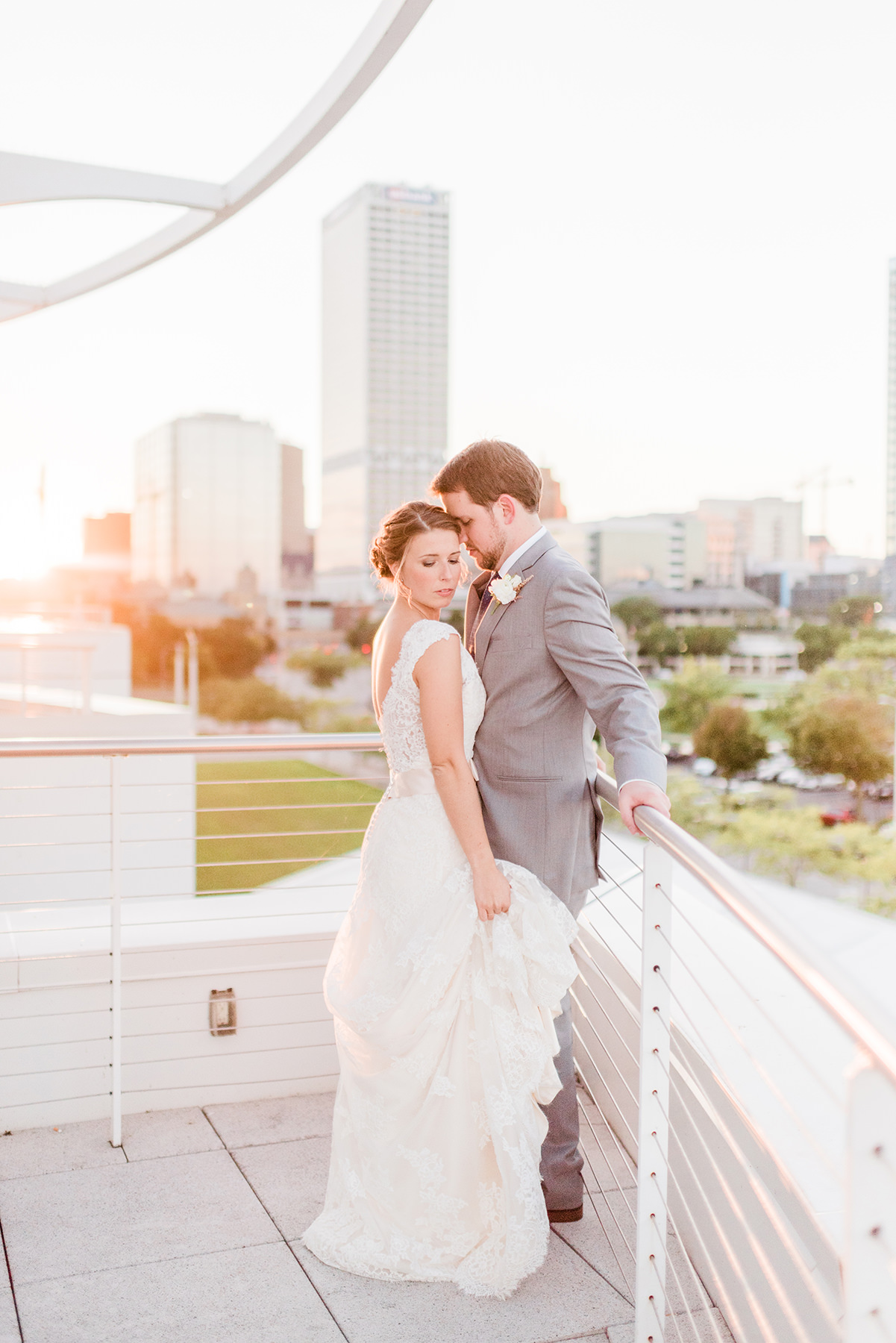 Discovery World Milwaukee, WI Wedding Photographers - Larissa Marie Photography