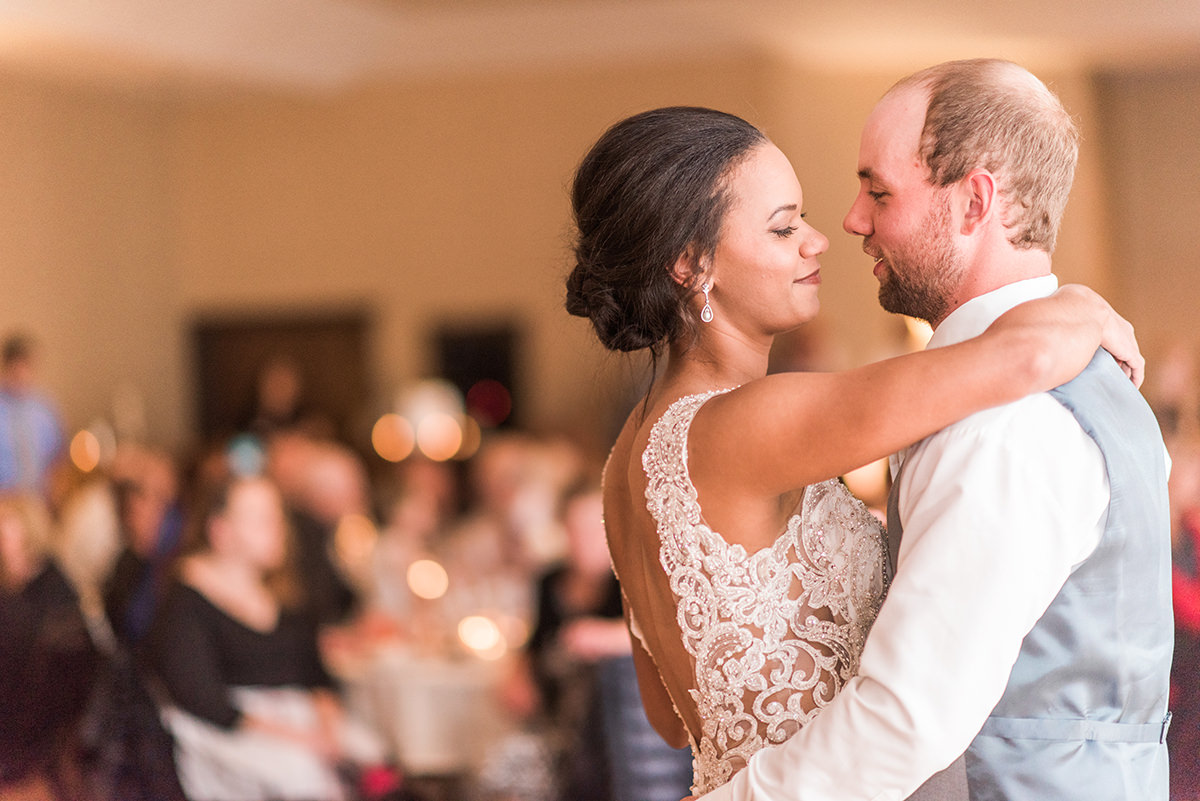 Madison, WI Wedding Photographers - Larissa Marie Photography