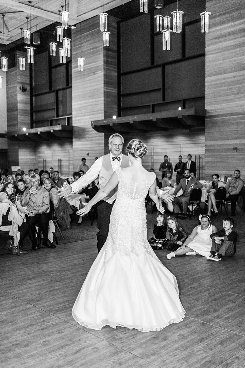 Madison, WI Wedding Photographers - Larissa Marie Photography