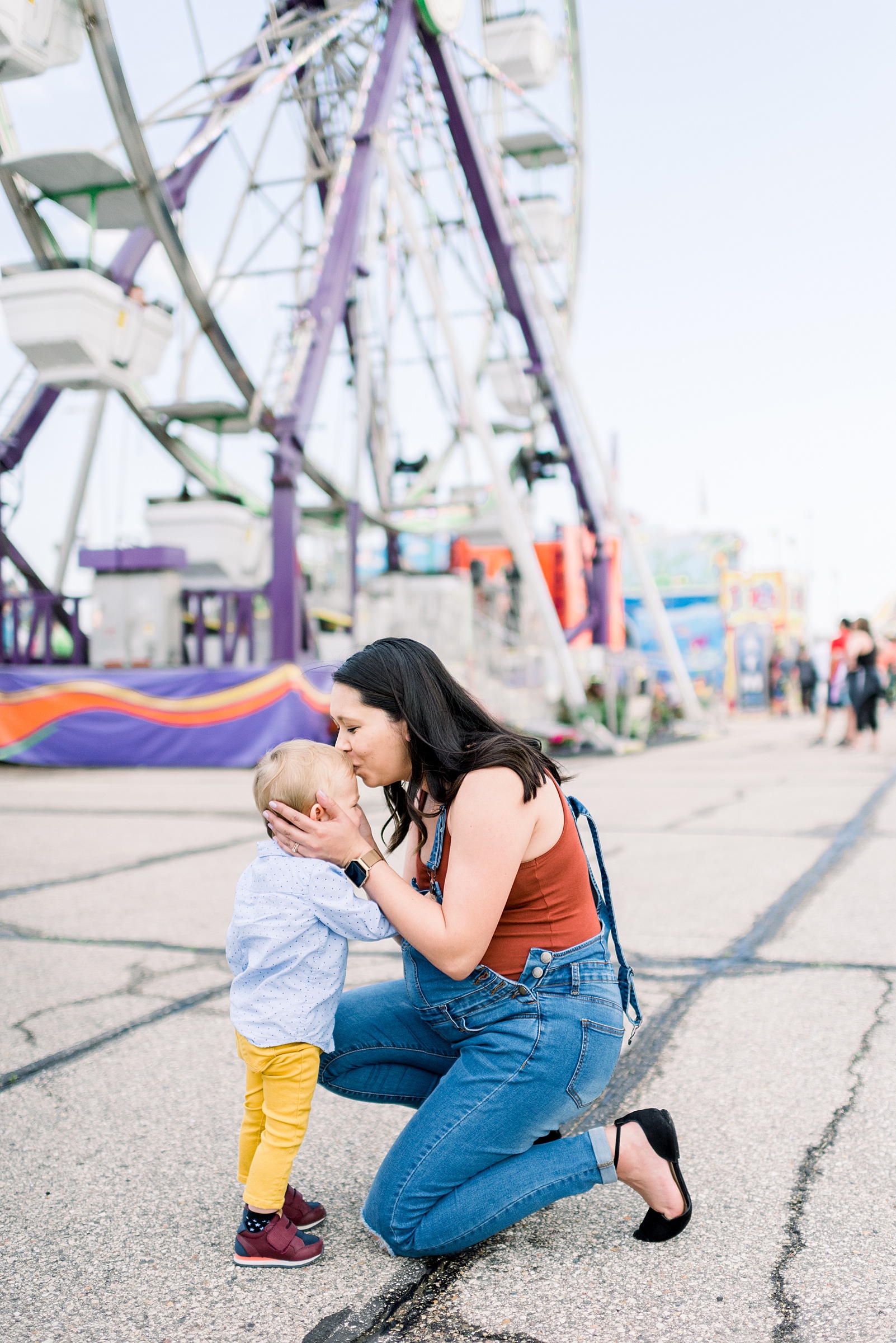 Madison, WI Carnival Maternity Session - Larissa Marie Photograhy