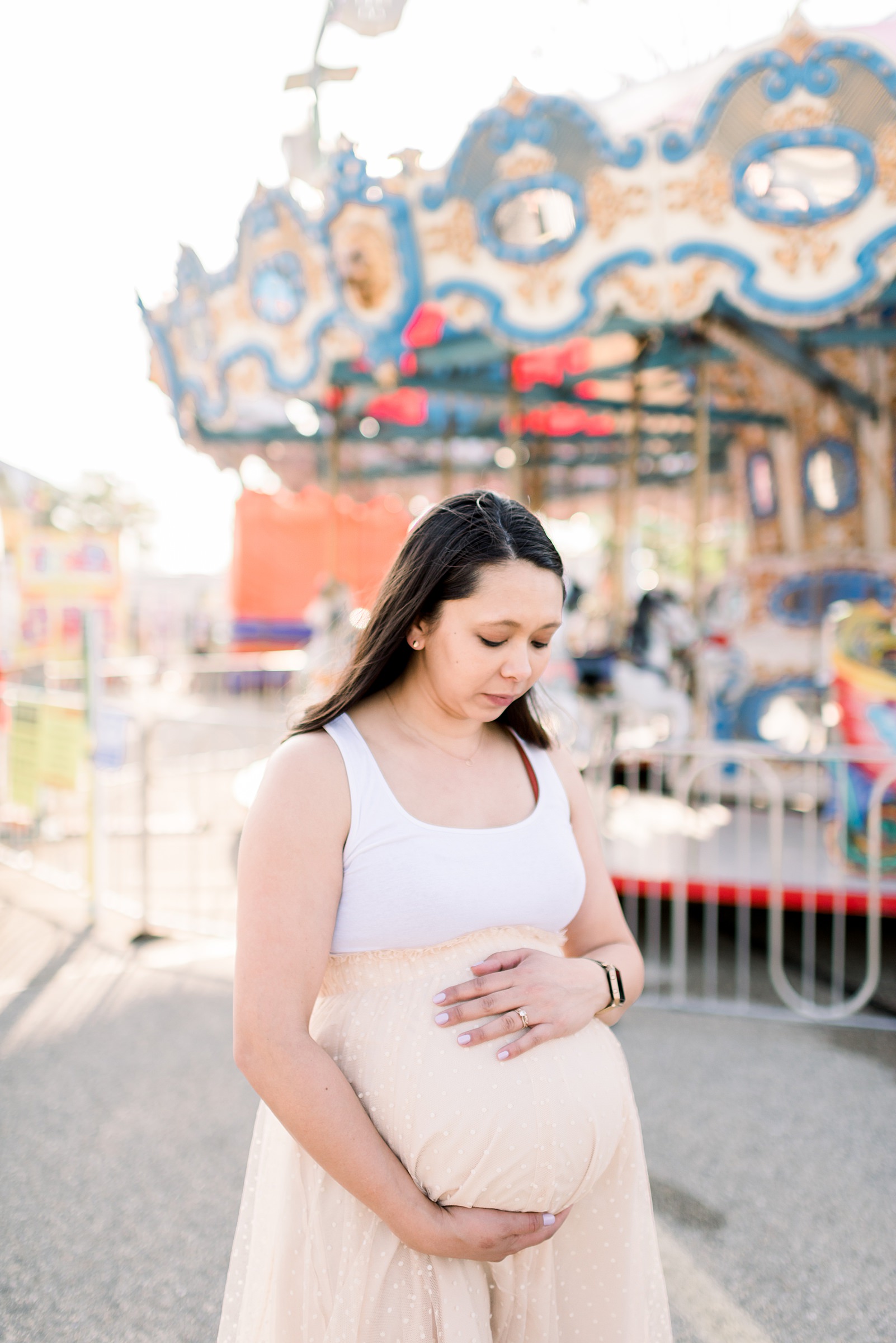 Madison, WI Carnival Maternity Session - Larissa Marie Photograhy