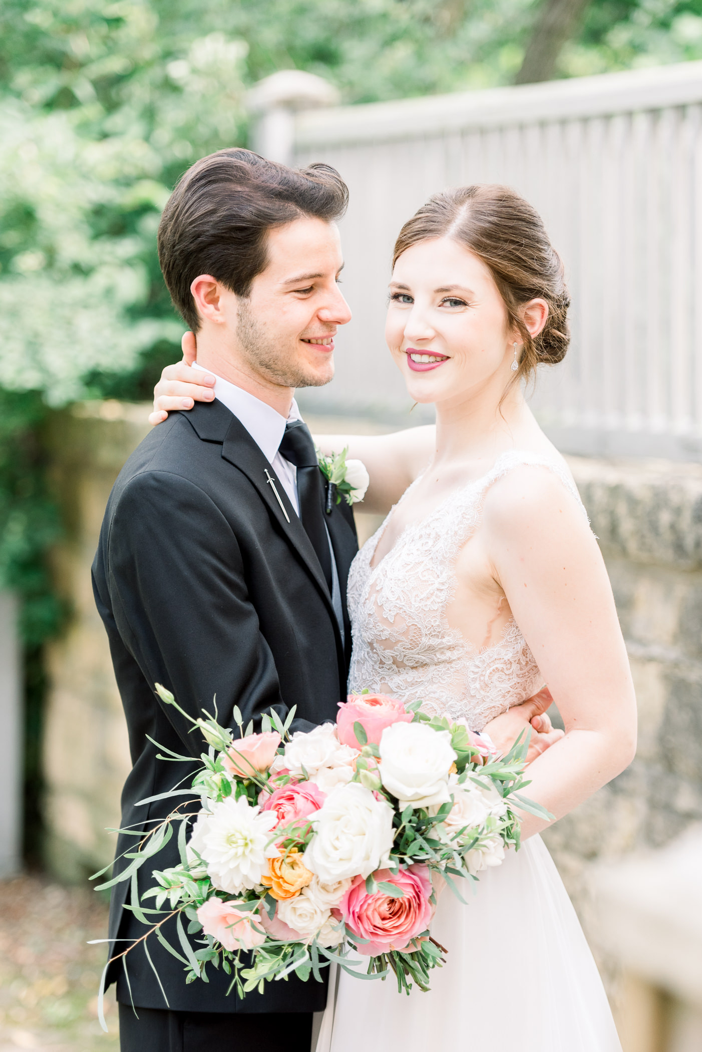 Gillian & Baylen – Paoli Mill Terrace & Park Wedding – Larissa Marie ...