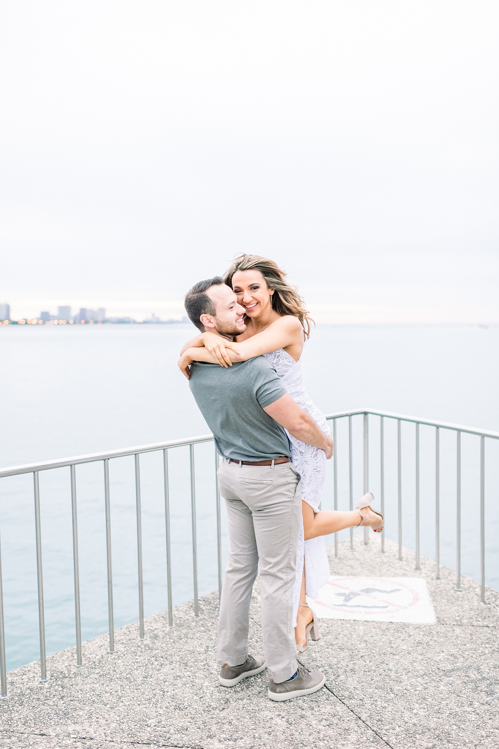 Chicago, IL Wedding Photographers - Larissa Marie Photography