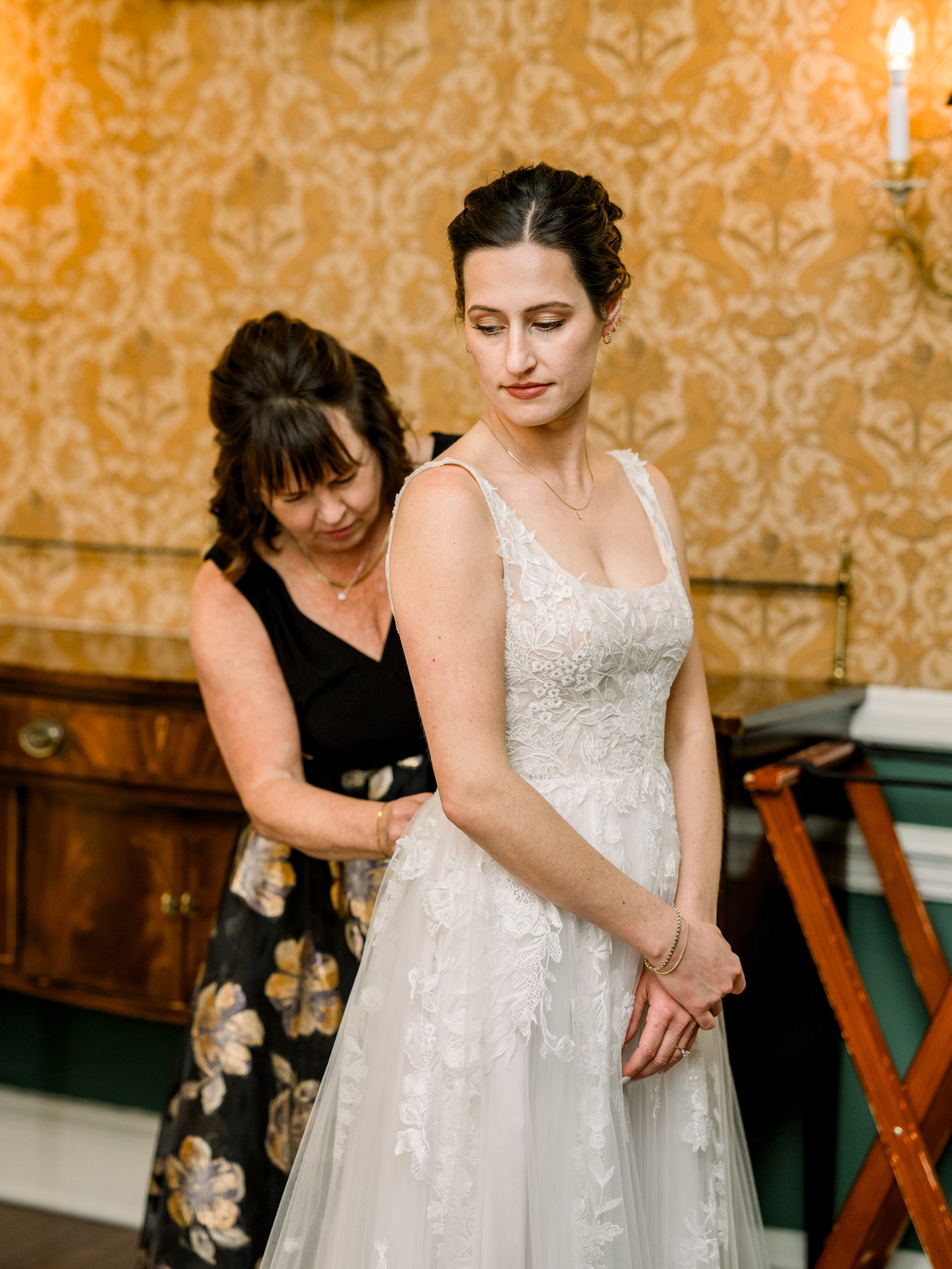 The Madison Club WI Wedding - Larissa Marie Photography