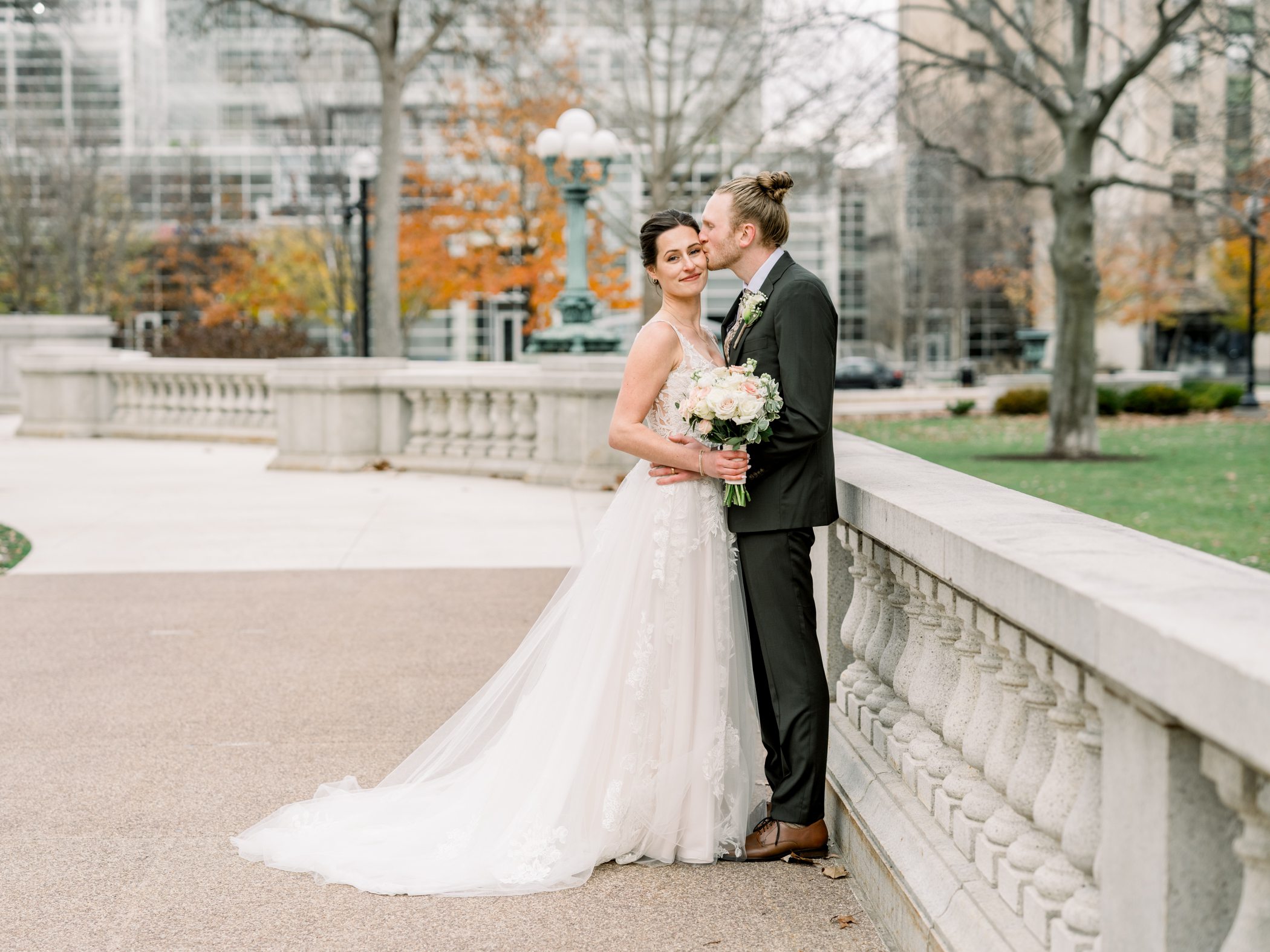 The Madison Club WI Wedding - Larissa Marie Photography