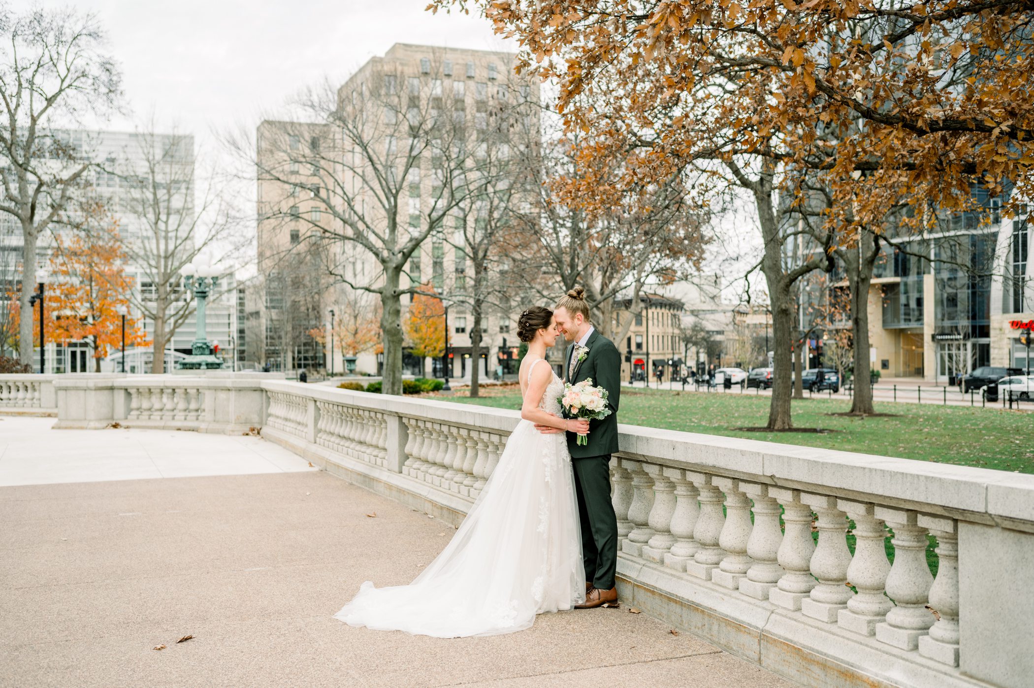 The Madison Club WI Wedding - Larissa Marie Photography