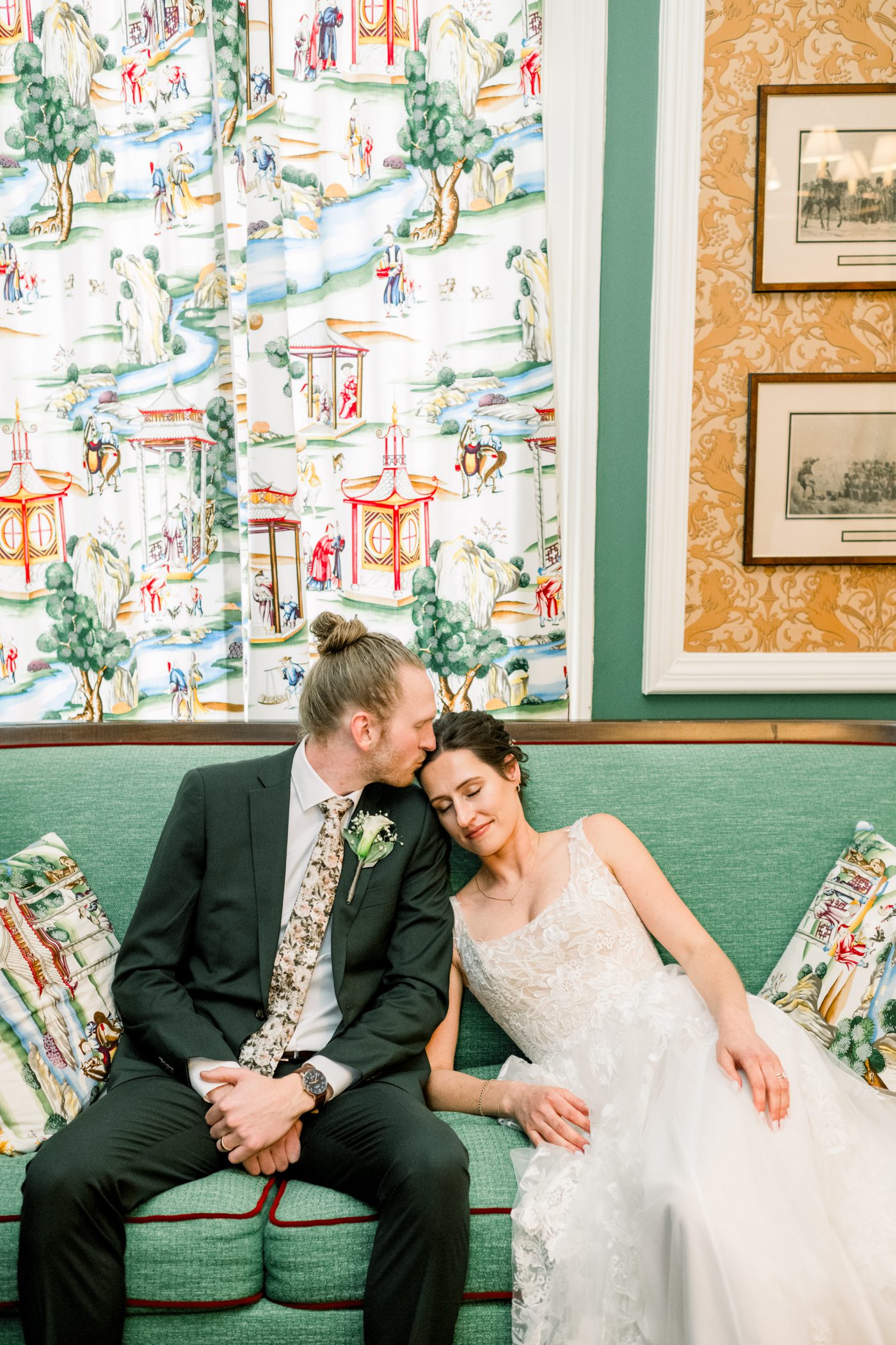 The Madison Club WI Wedding - Larissa Marie Photography