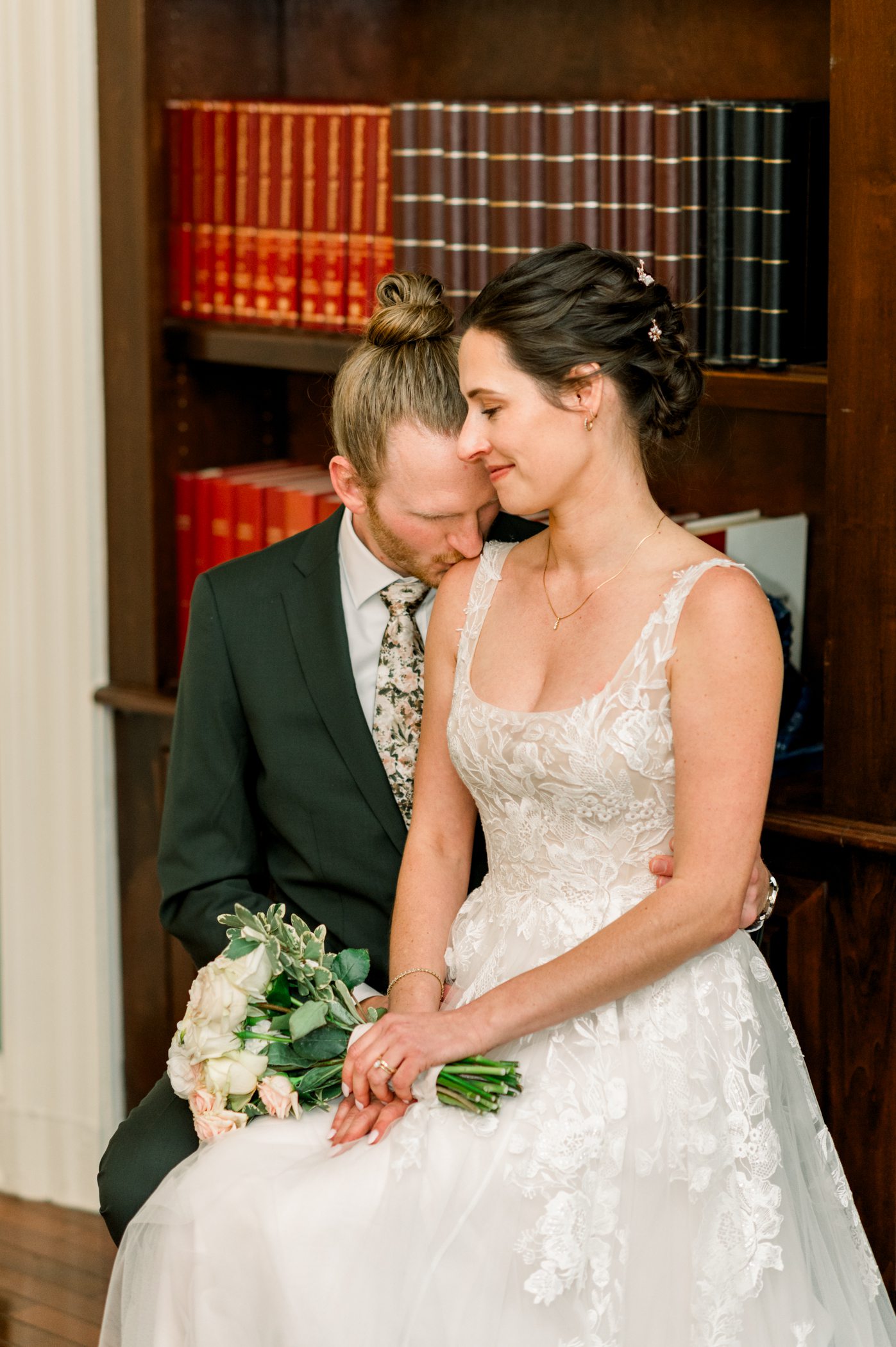 The Madison Club WI Wedding - Larissa Marie Photography