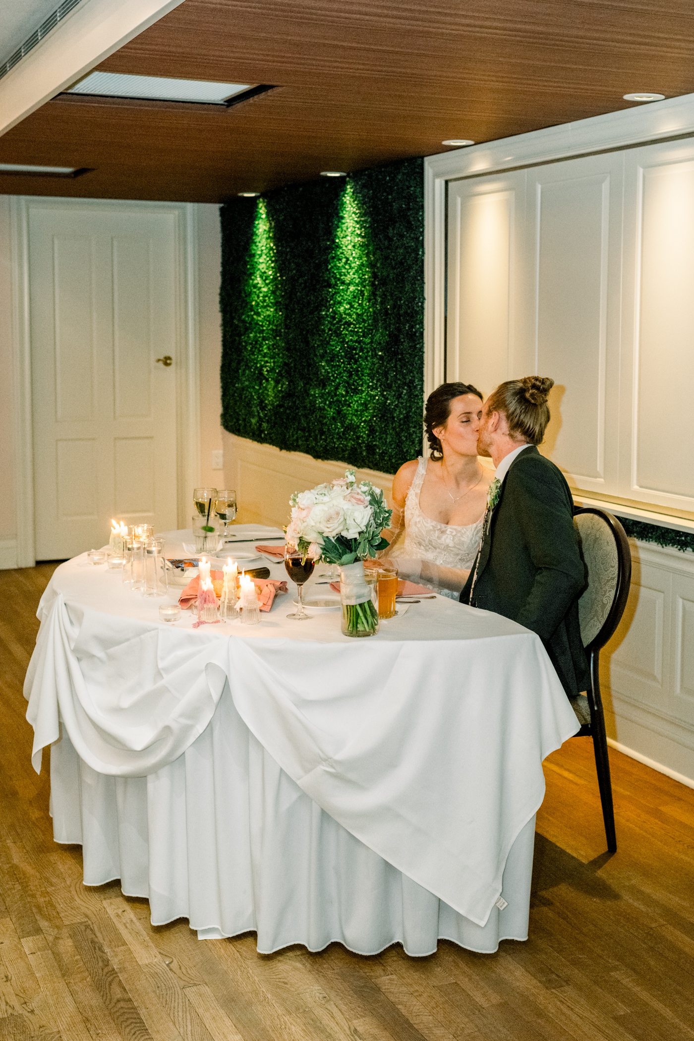 The Madison Club WI Wedding - Larissa Marie Photography