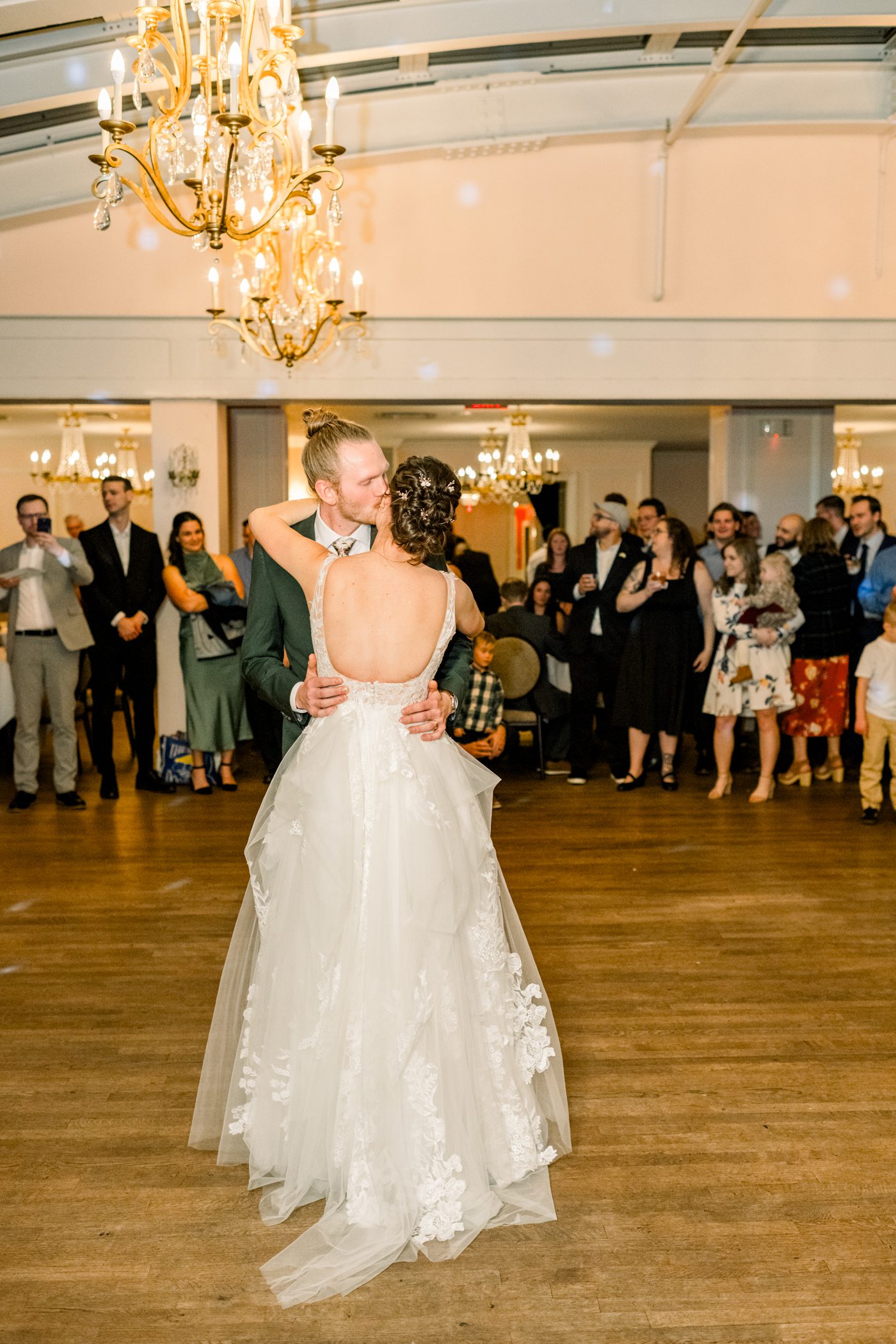 The Madison Club WI Wedding - Larissa Marie Photography