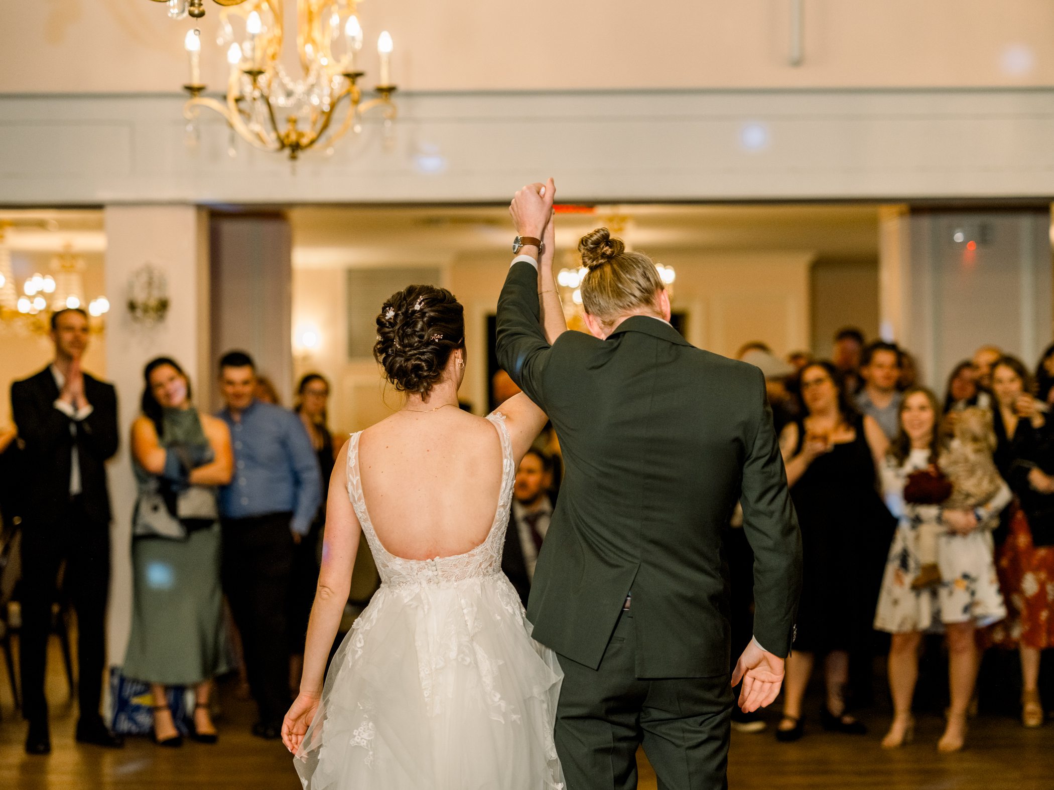 The Madison Club WI Wedding - Larissa Marie Photography