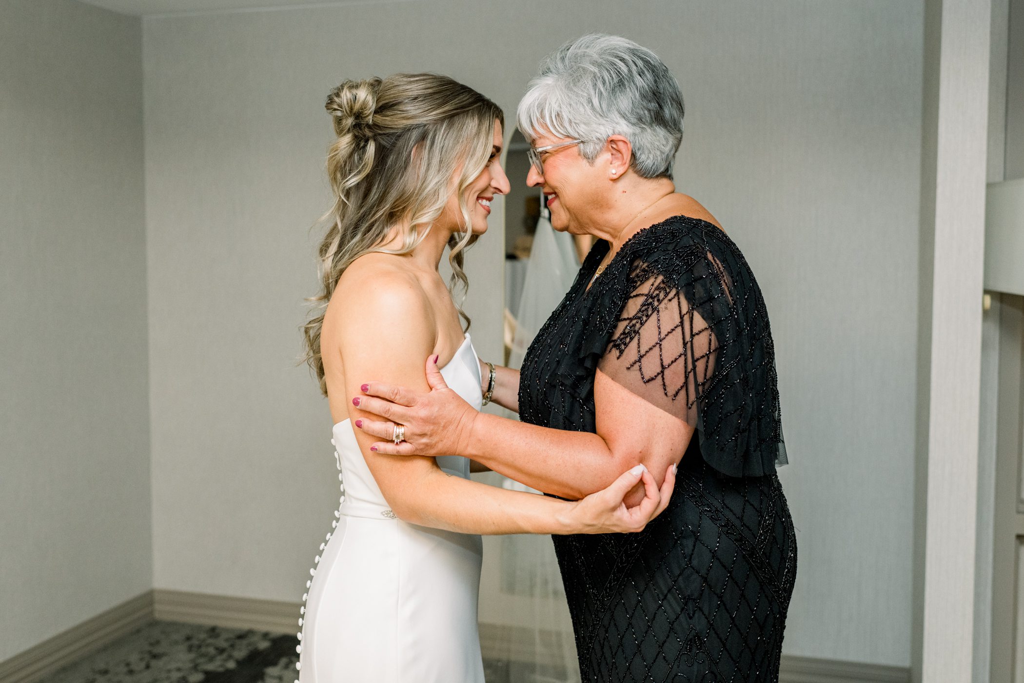 Camp Randall Champions Club Wedding Photographers Camp Randall Champions Club Wedding Photographers