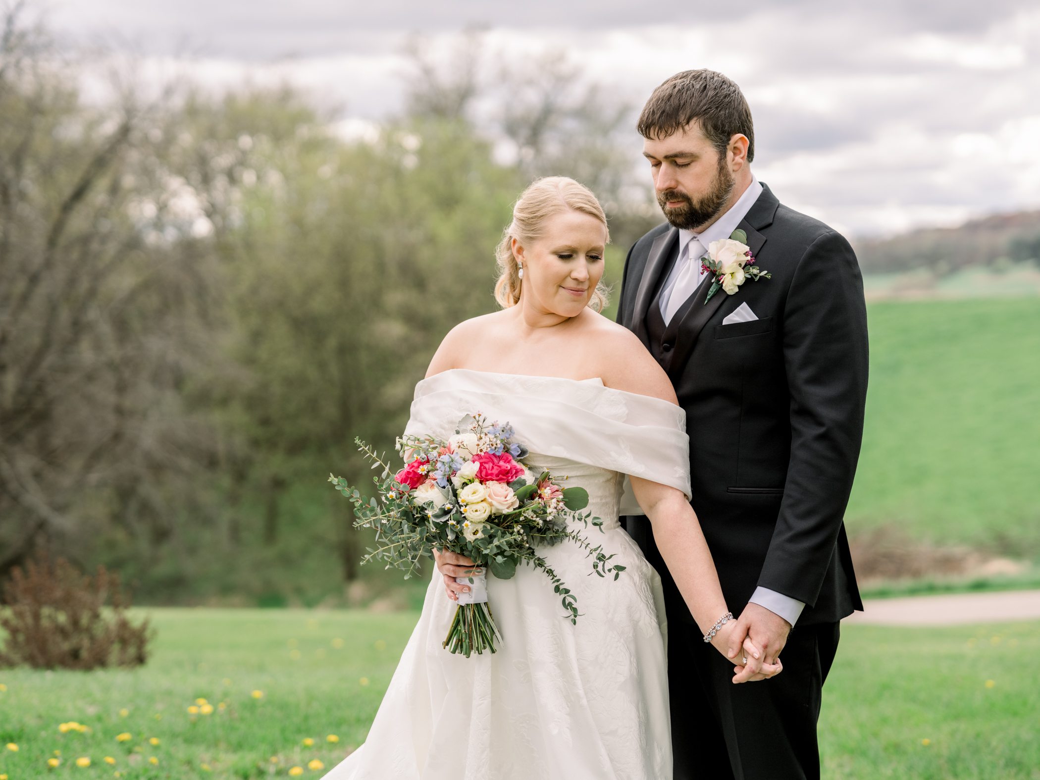 Sauk City, WI Wedding Photographers Sauk City, WI Wedding Photographers