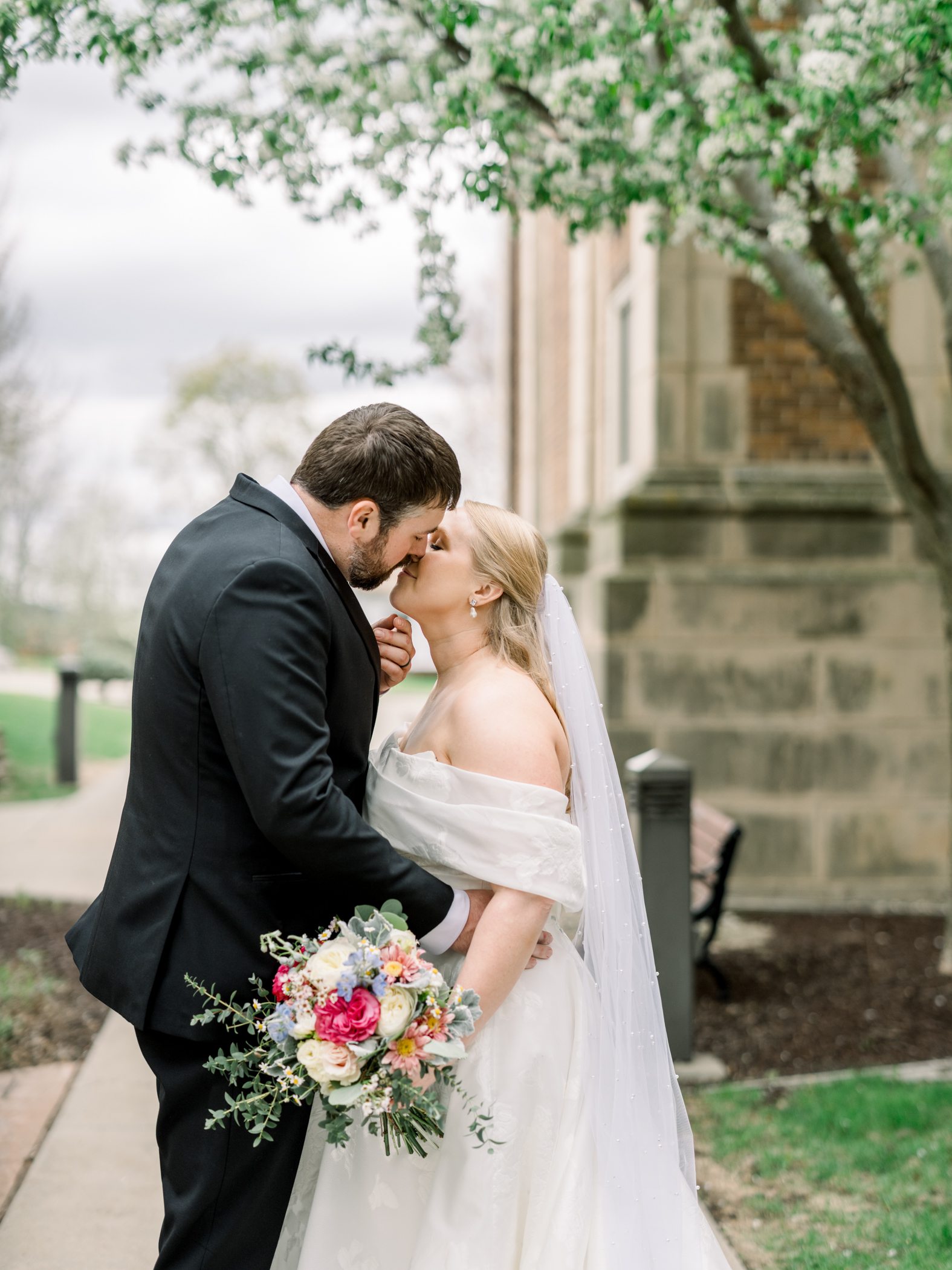 Sauk City, WI Wedding Photographers Sauk City, WI Wedding Photographers