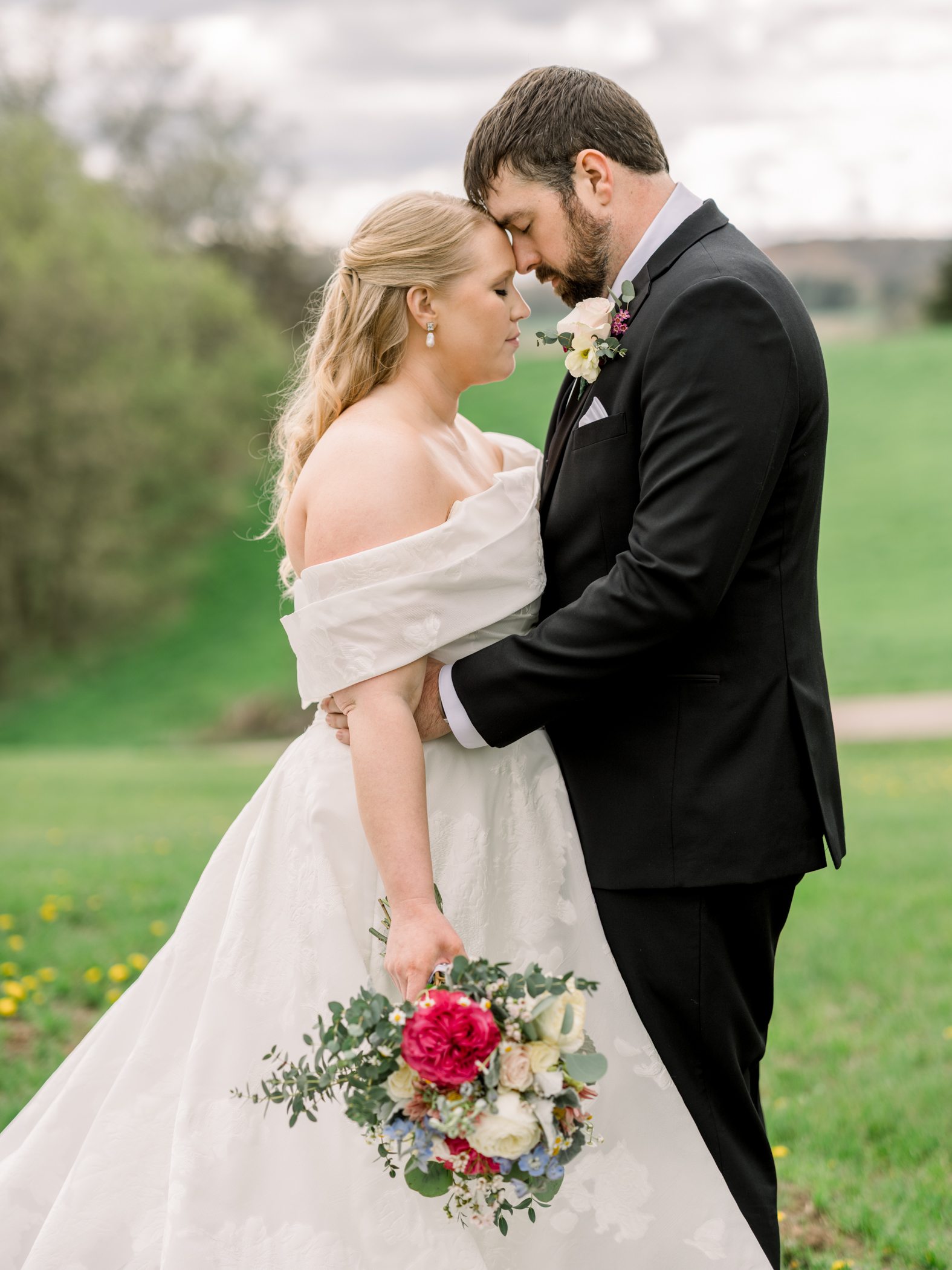 Sauk City, WI Wedding Photographers Sauk City, WI Wedding Photographers