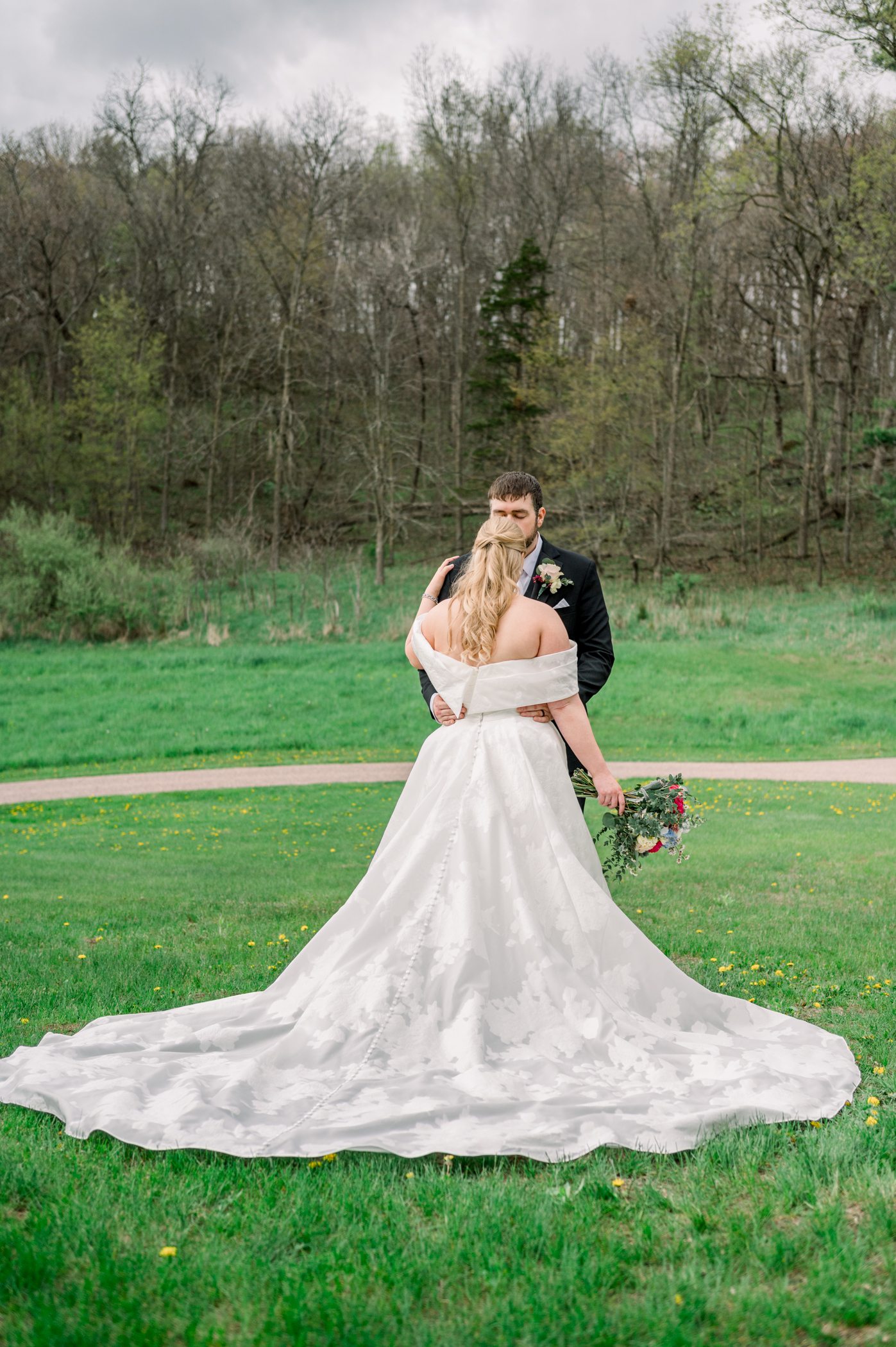 Sauk City, WI Wedding Photographers Sauk City, WI Wedding Photographers