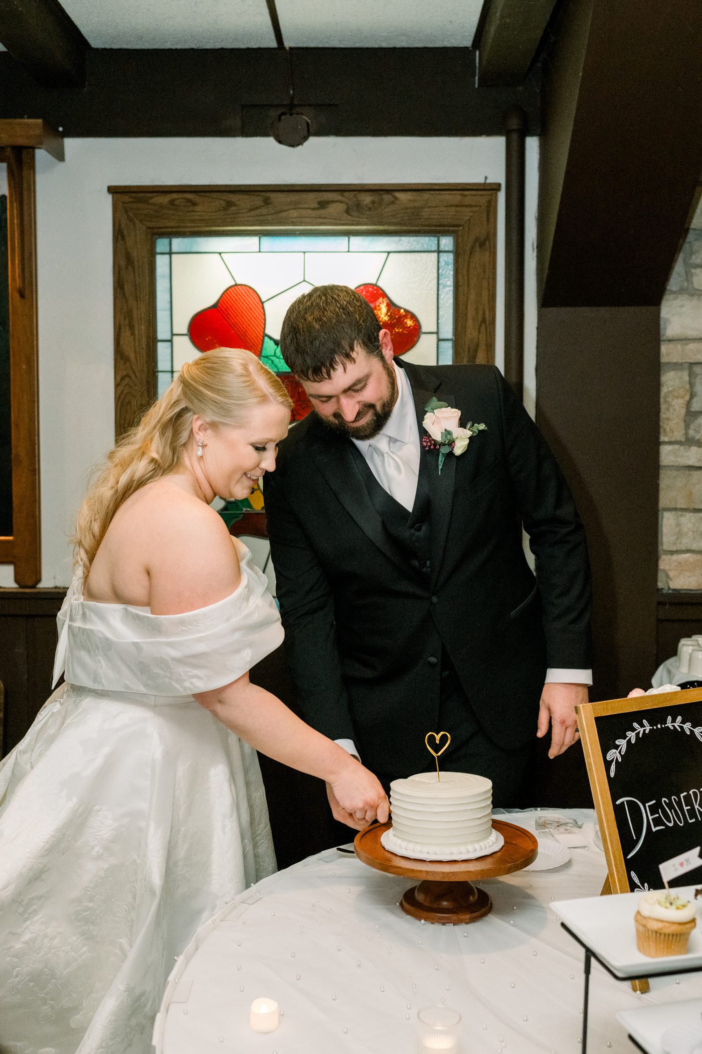 Sauk City, WI Wedding Photographers Sauk City, WI Wedding Photographers