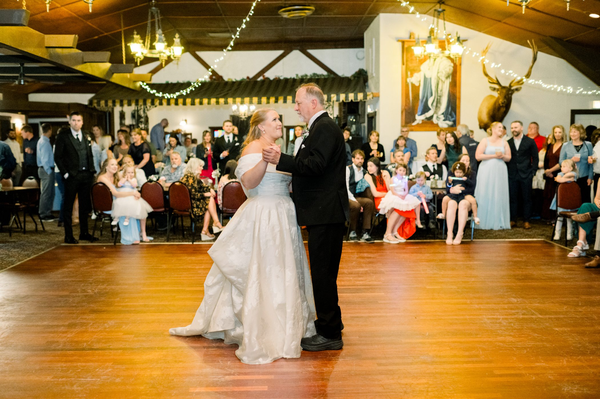 Sauk City, WI Wedding Photographers Sauk City, WI Wedding Photographers