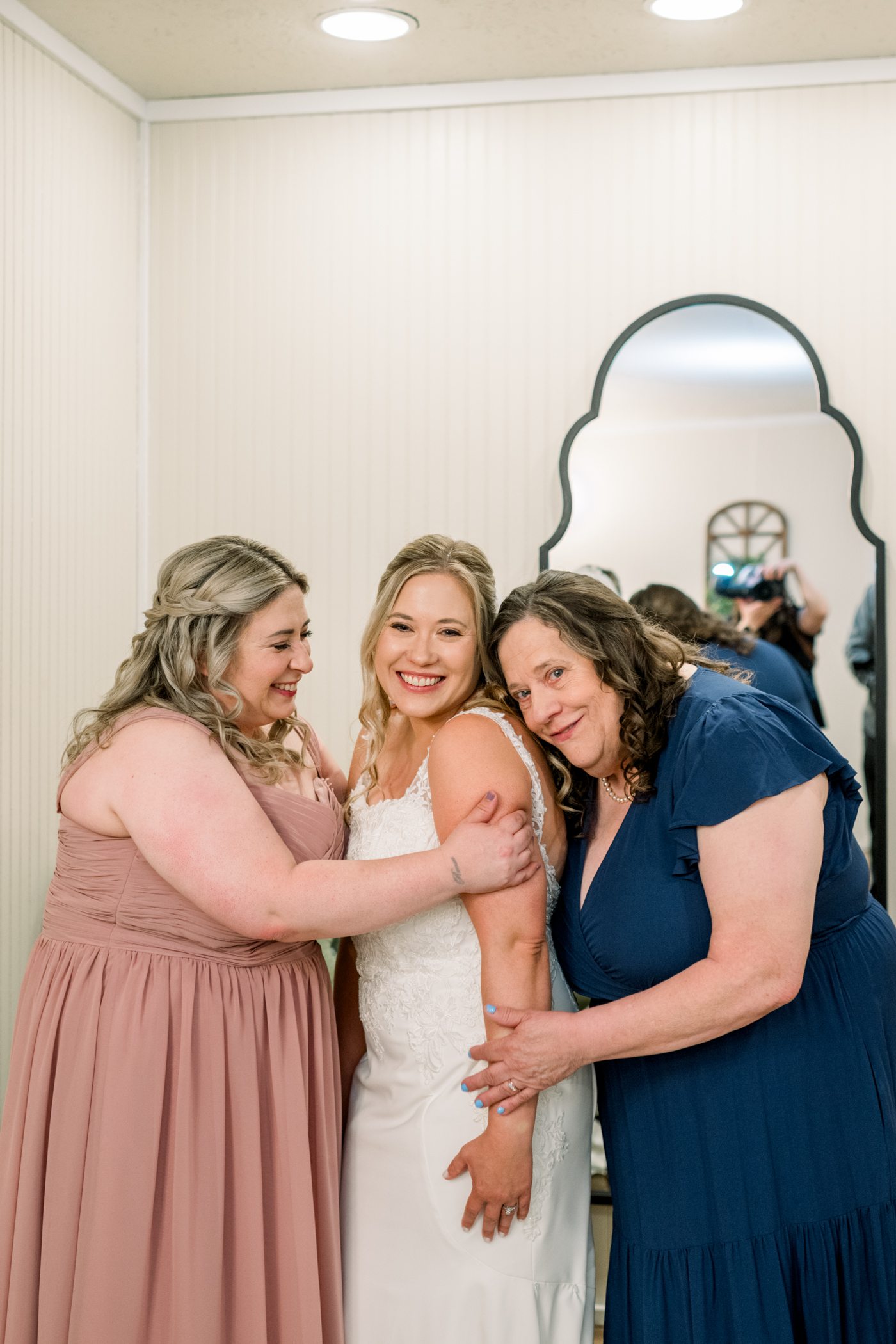 Harvest Moon Pond Wedding Day - Poynette, WI Harvest Moon Pond Wedding Day - Poynette, WI