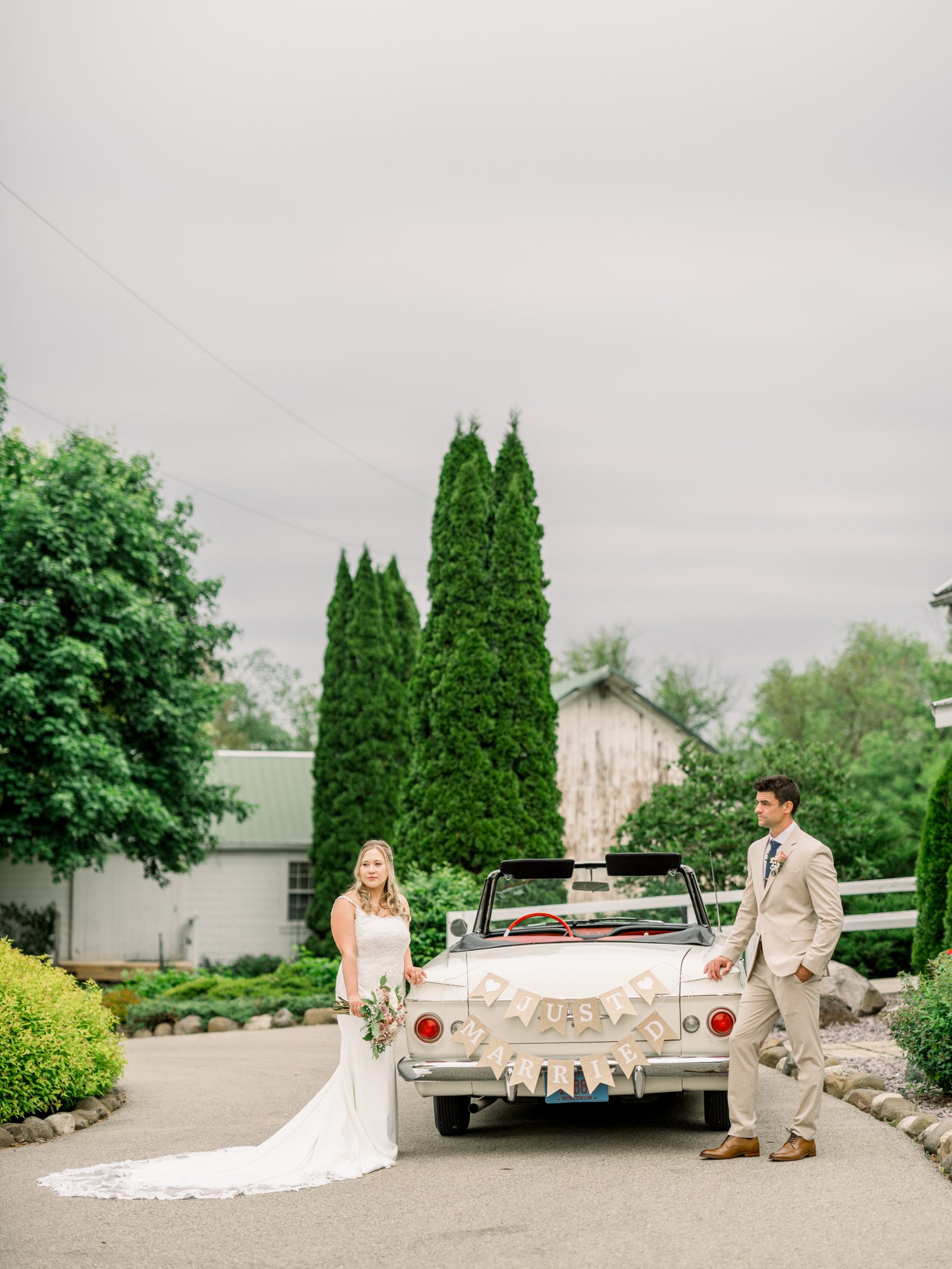 Harvest Moon Pond Wedding Day - Poynette, WI Harvest Moon Pond Wedding Day - Poynette, WI