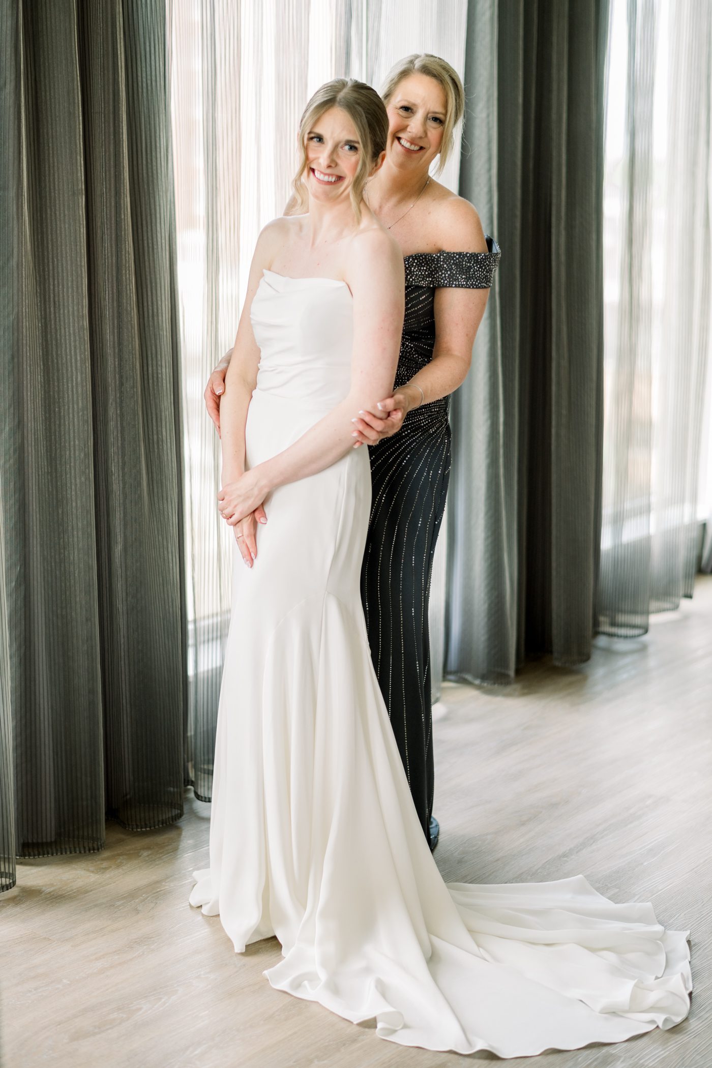 Blackhawk Country Club Madison, WI Wedding Photographers Blackhawk Country Club Madison, WI Wedding Photographers