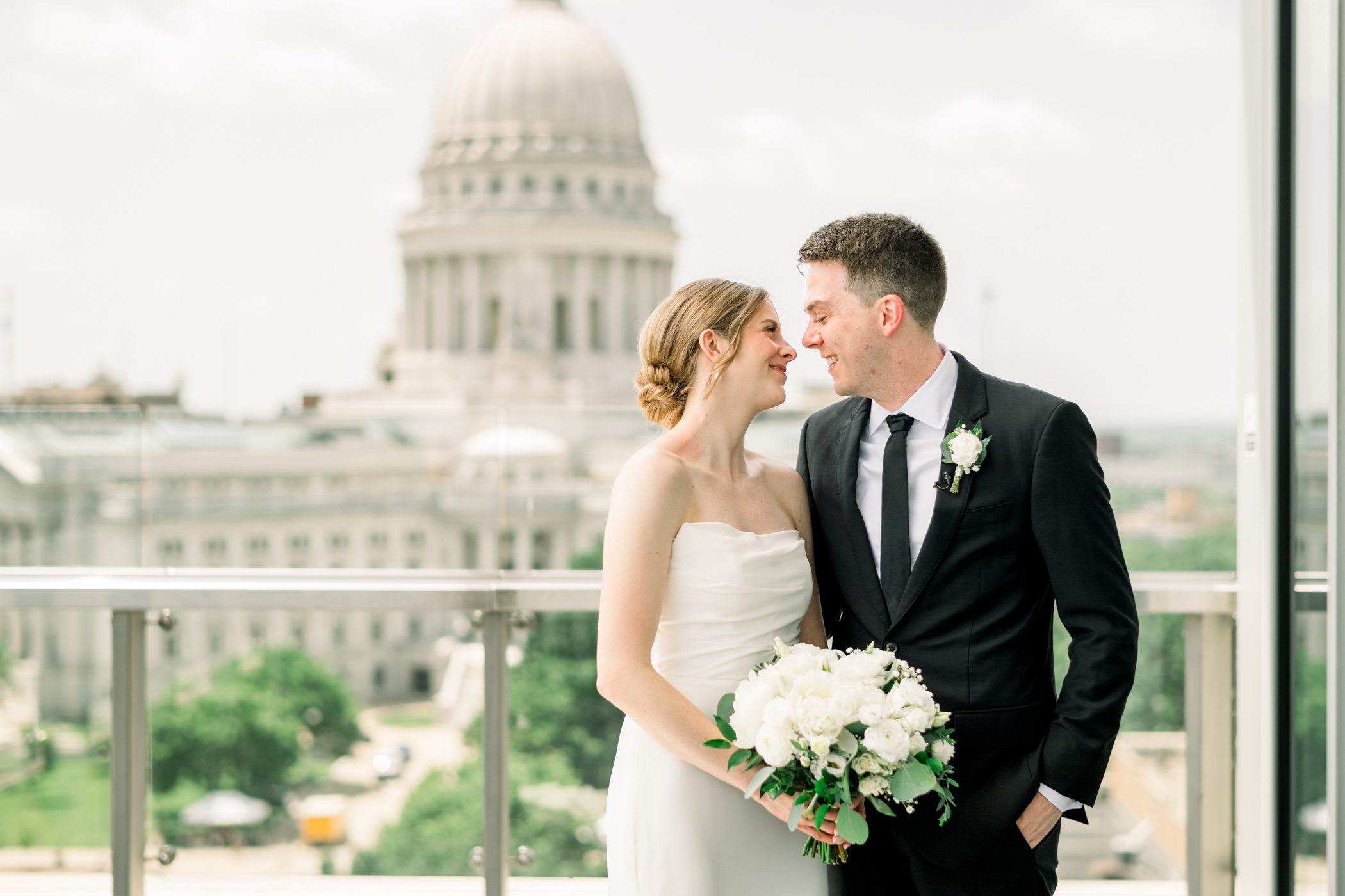 Blackhawk Country Club Madison, WI Wedding Photographers Blackhawk Country Club Madison, WI Wedding Photographers