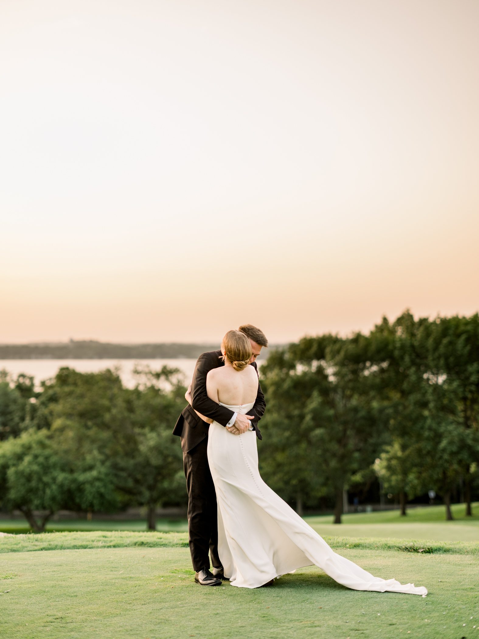 Blackhawk Country Club Madison, WI Wedding Photographers Blackhawk Country Club Madison, WI Wedding Photographers