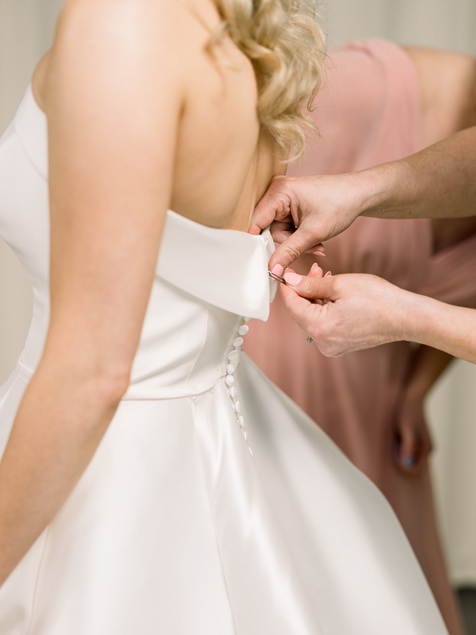 The Fields Reserve Spring Wedding