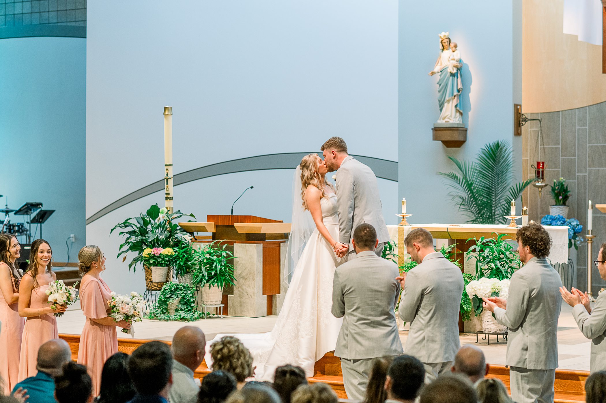 The Fields Reserve Spring Wedding