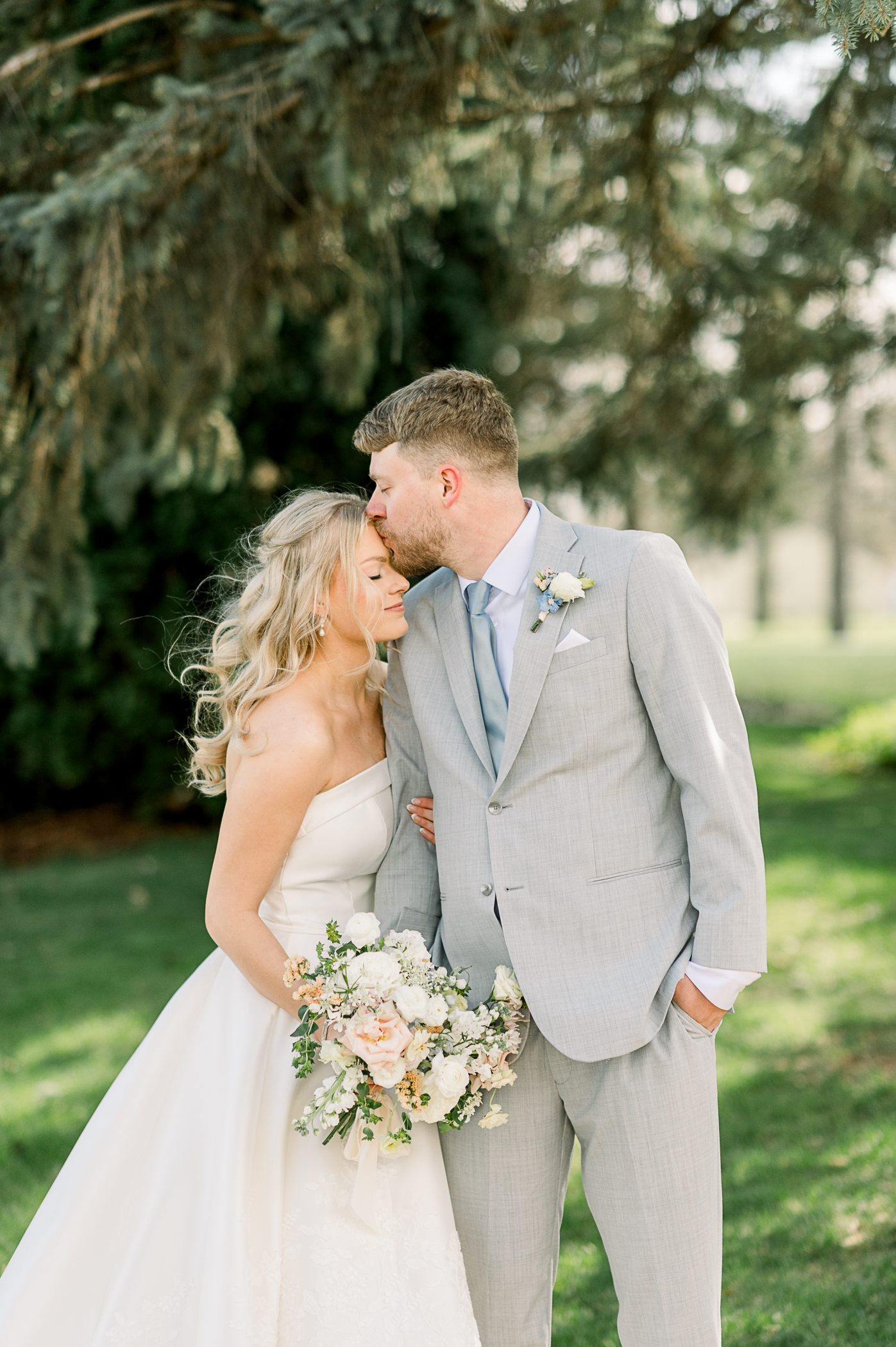 The Fields Reserve Spring Wedding